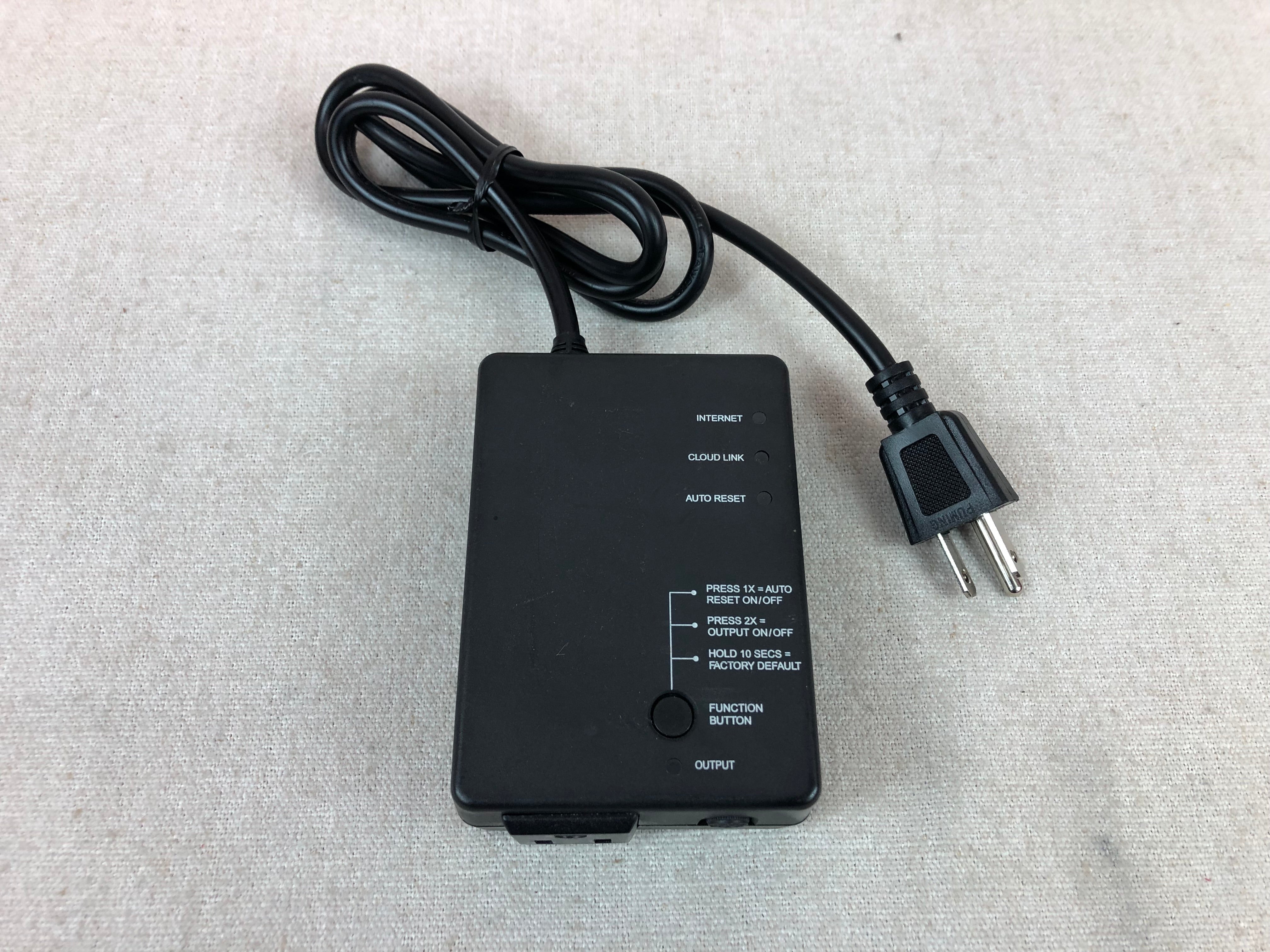 Proxicast ezOutlet3 EZ-62b Internet IP Enabled single outlet power switch