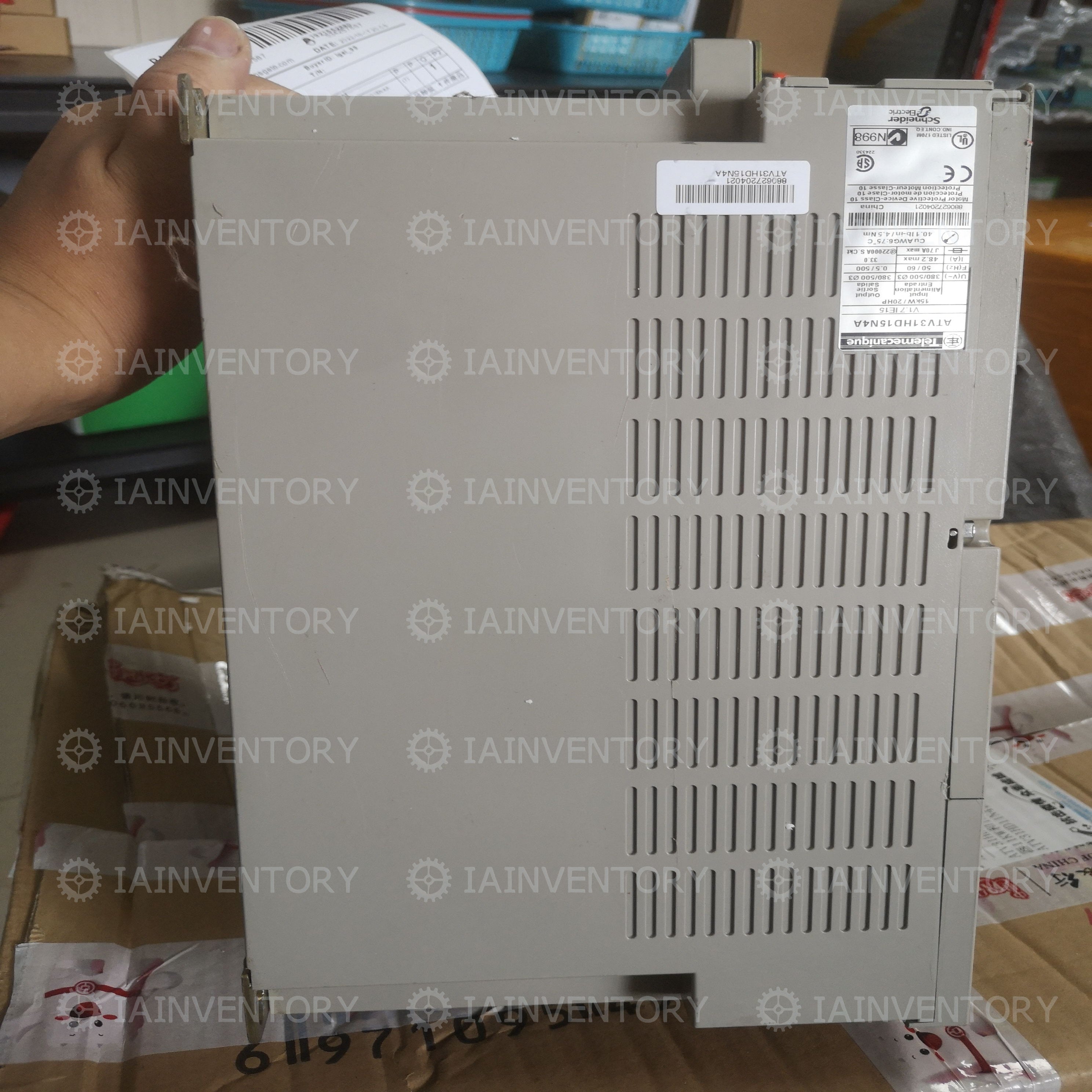 Schneider ATV31HD15N4A