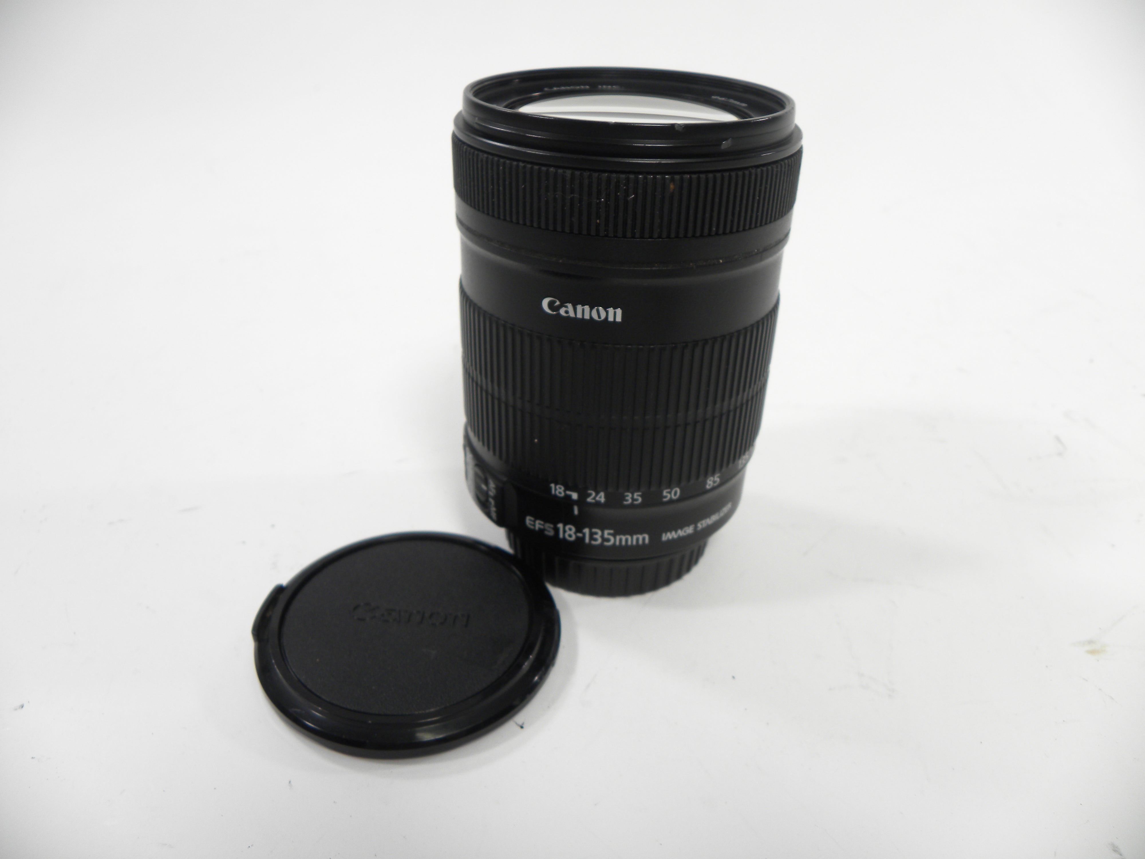 Canon EF-S 18-135mm f3.5-5.6 IS