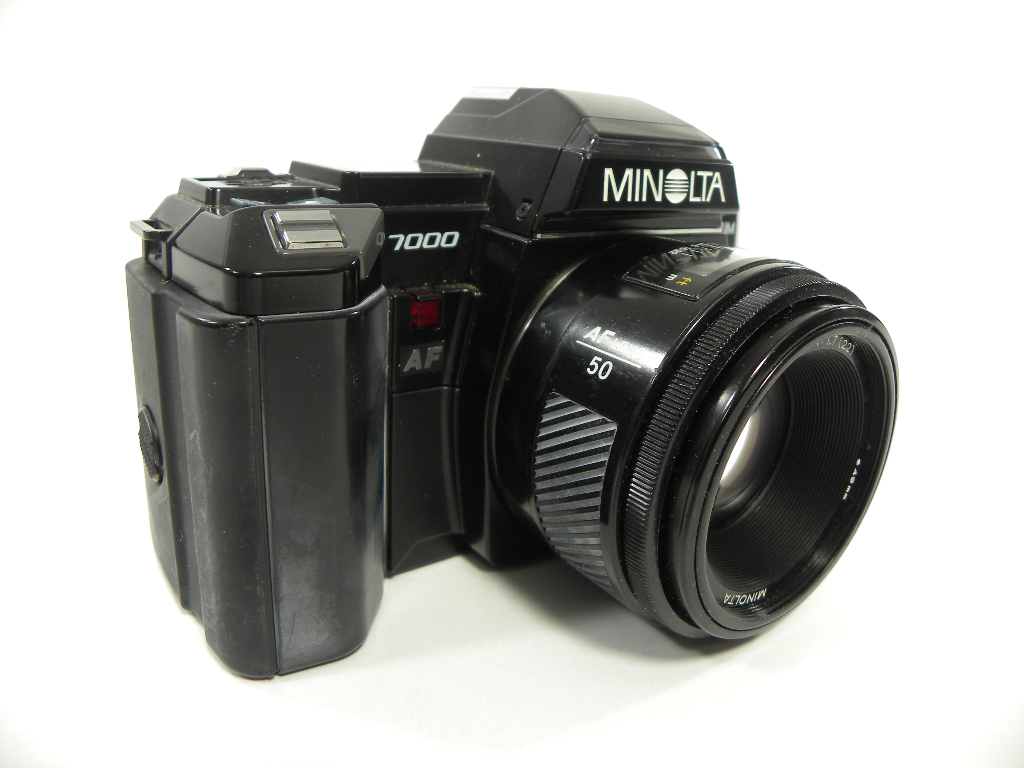 Minolta Maxxum 7000 35mm SLR w/AF 50mm f1.7