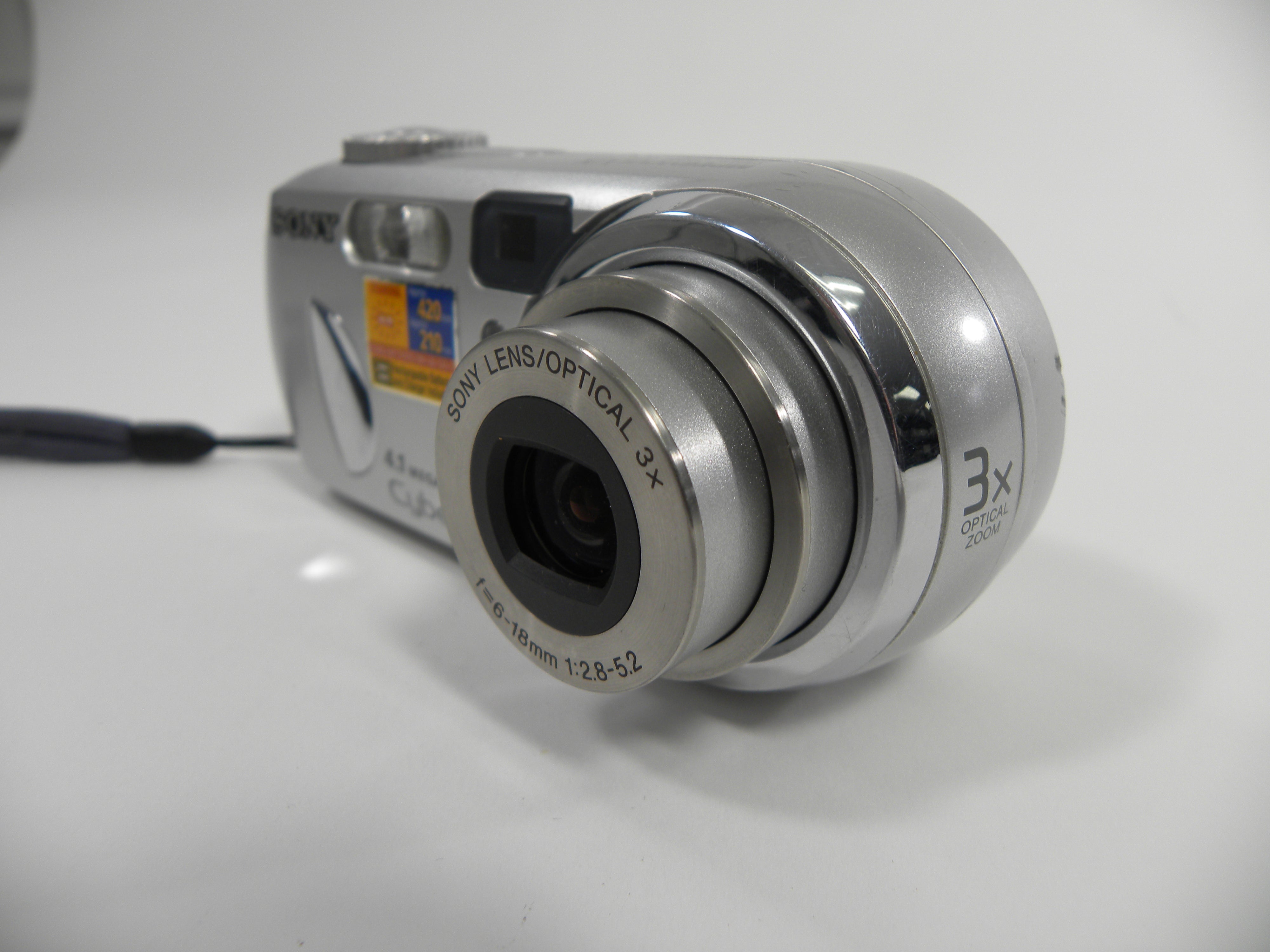 Sony Cyber-Shot DSC-P73 Mpeg Movie VX 4.1mp Digital Camera