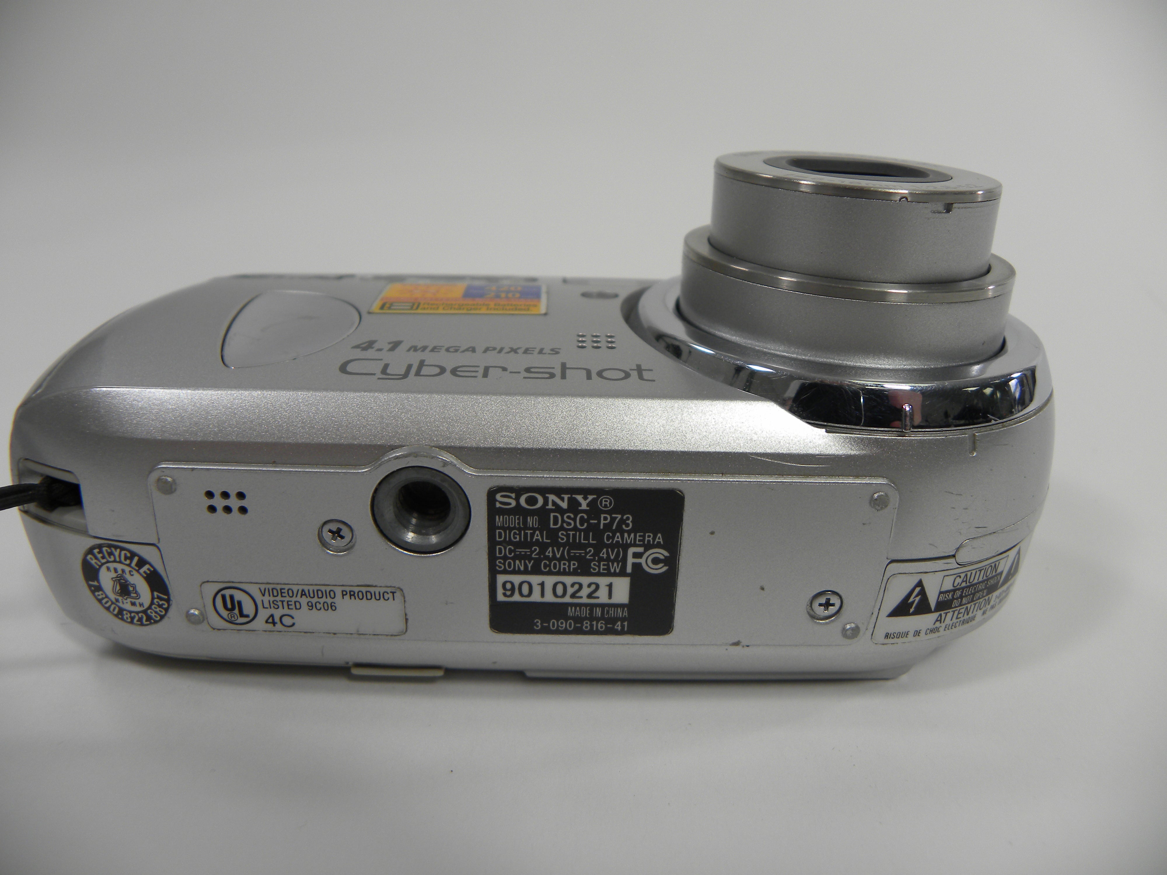 Sony Cyber-Shot DSC-P73 Mpeg Movie VX 4.1mp Digital Camera