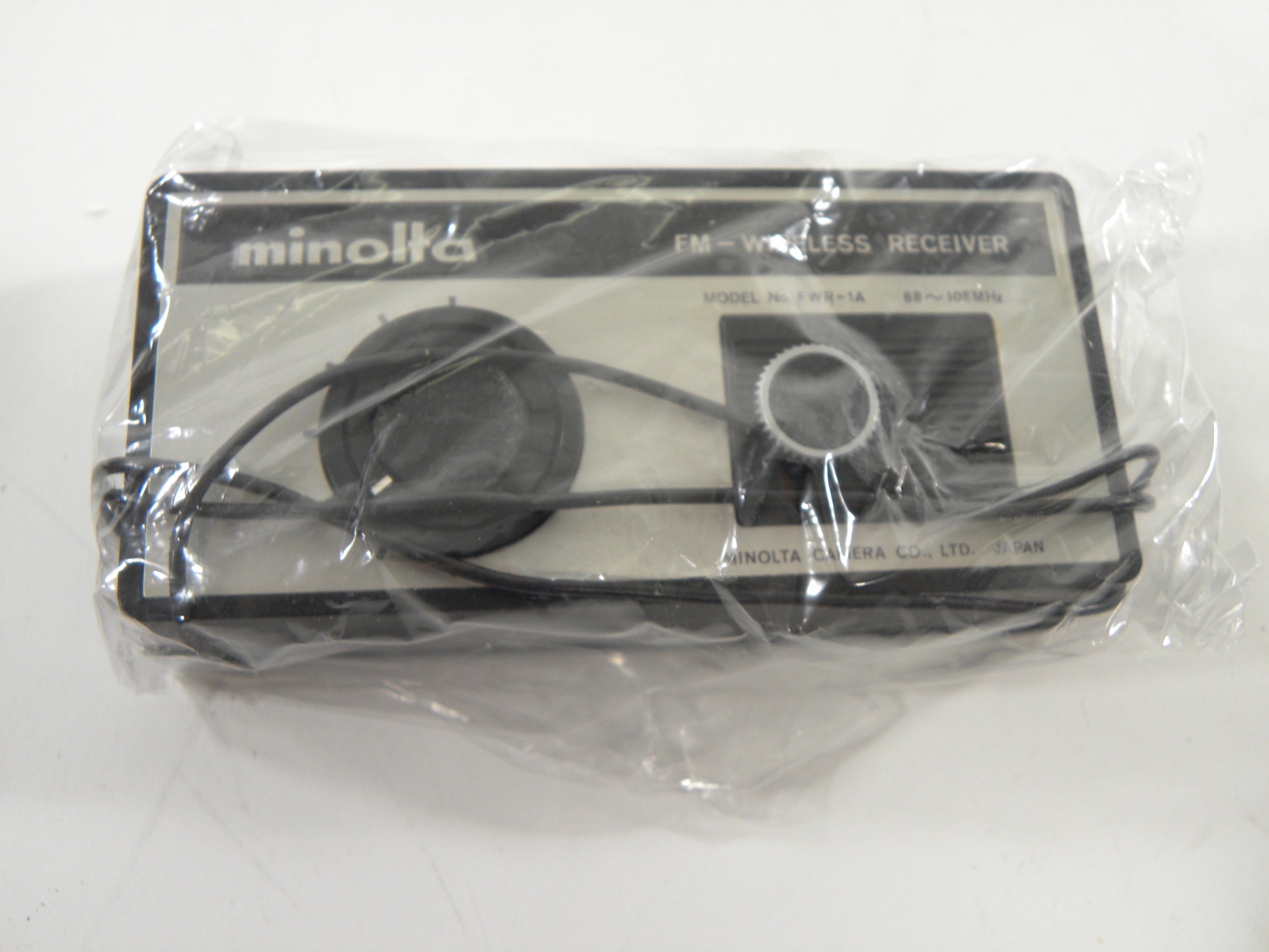 Minolta XL-660 8mm Sound Video Camera  UNTESTED!