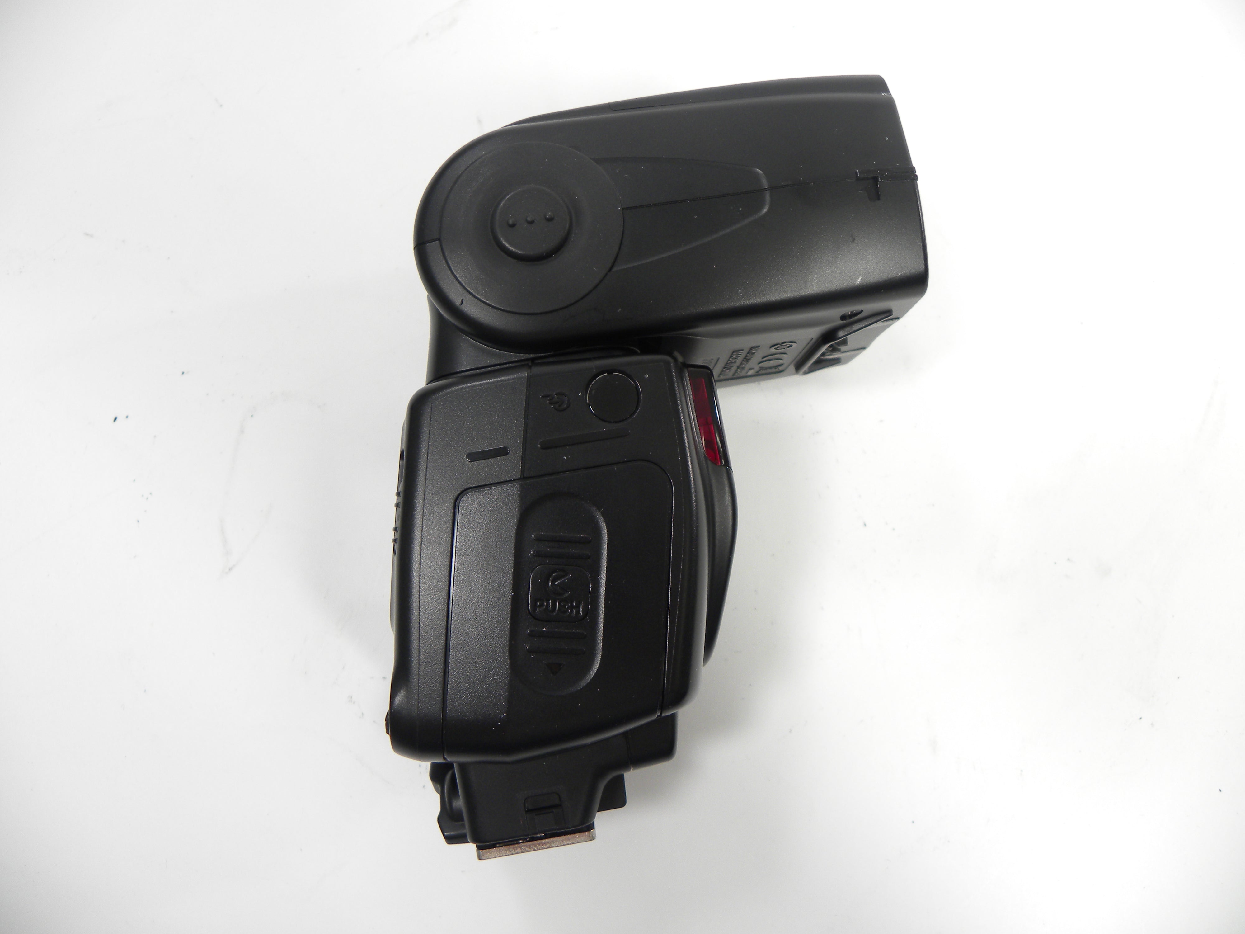 Nikon SB-700  Speedlight