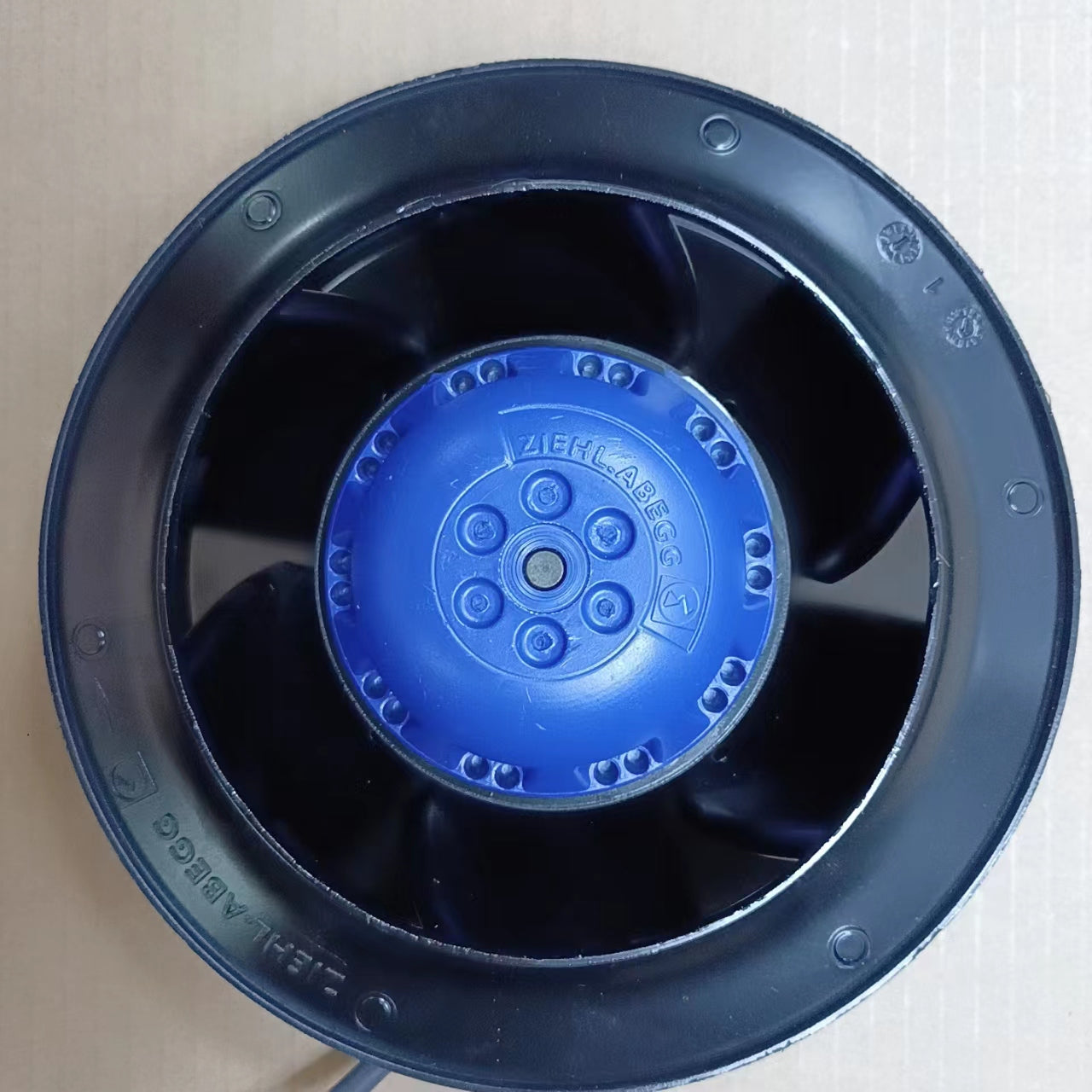 Brand new RH19L-2EP.W6.1R  ZIEHL-ABEGG centrifugal fan 1-230V 50HZ