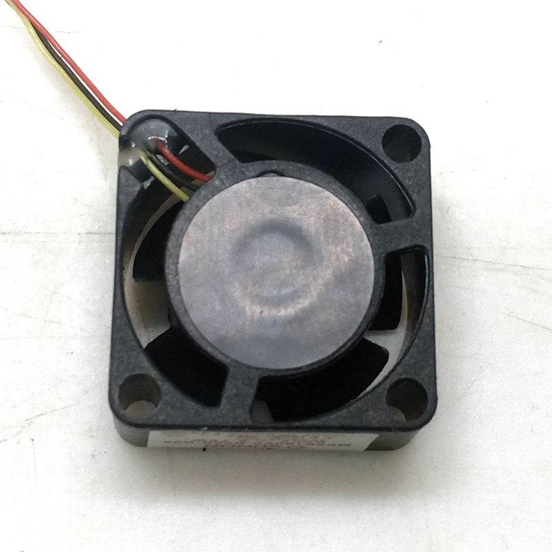 MC20100V2-D020-G99 5V DC Axial Cooling Fan