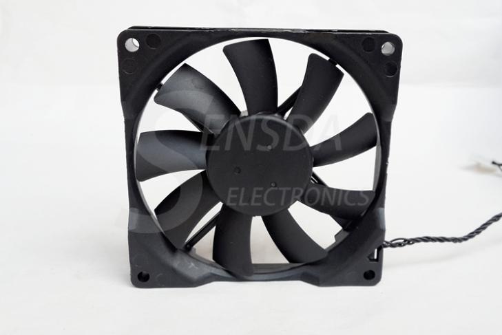 Delta AFC0912DB-F00 92x92x15mm 12V DC 0.310A 4-Wire PWM Axial Cooling Fan