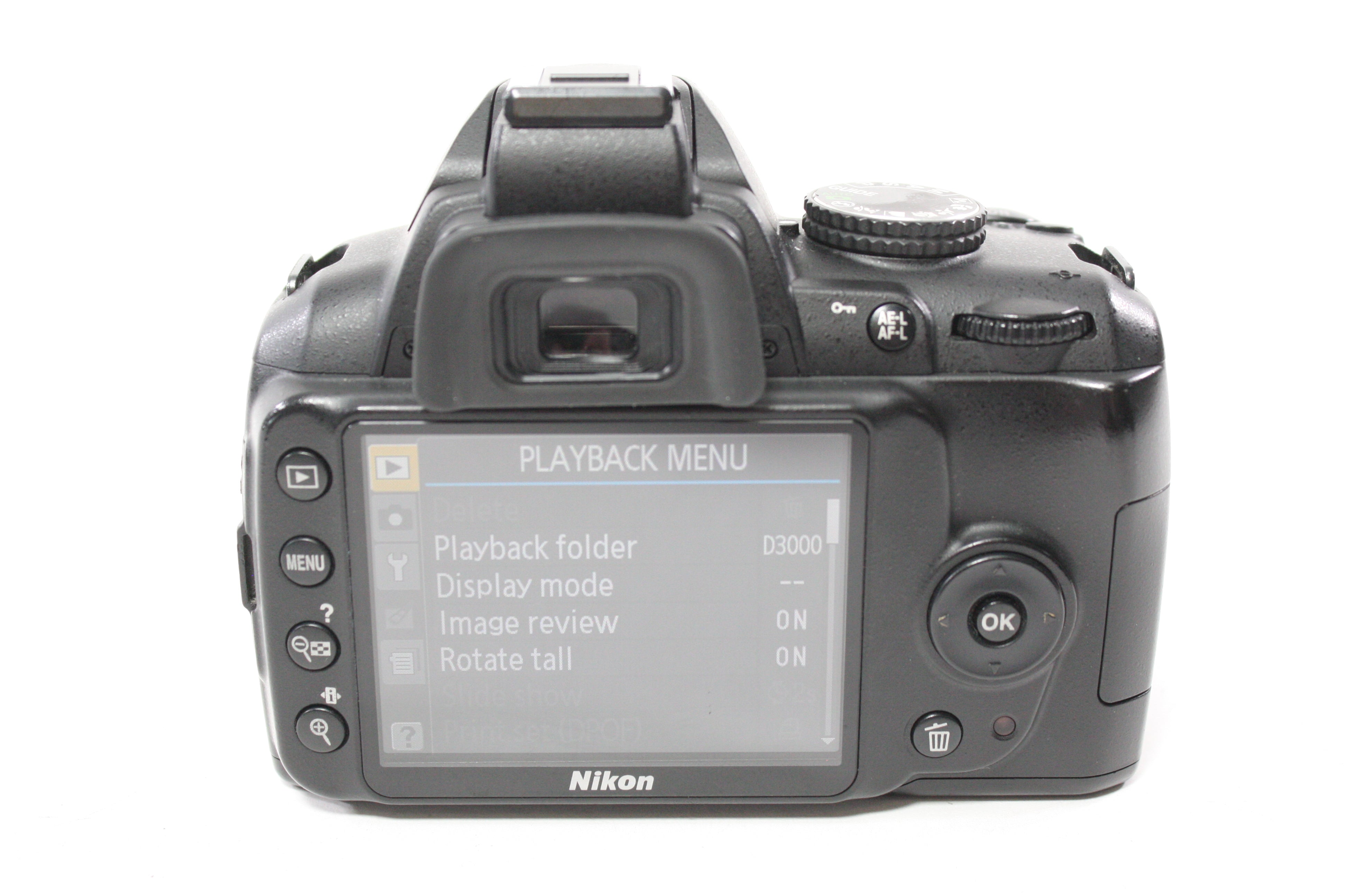 Nikon D3000 DSLR Camera with 18-55mm f/3.5-5.6 G VR AF-S DX Nikkor Lens with Shutter Count 20,253