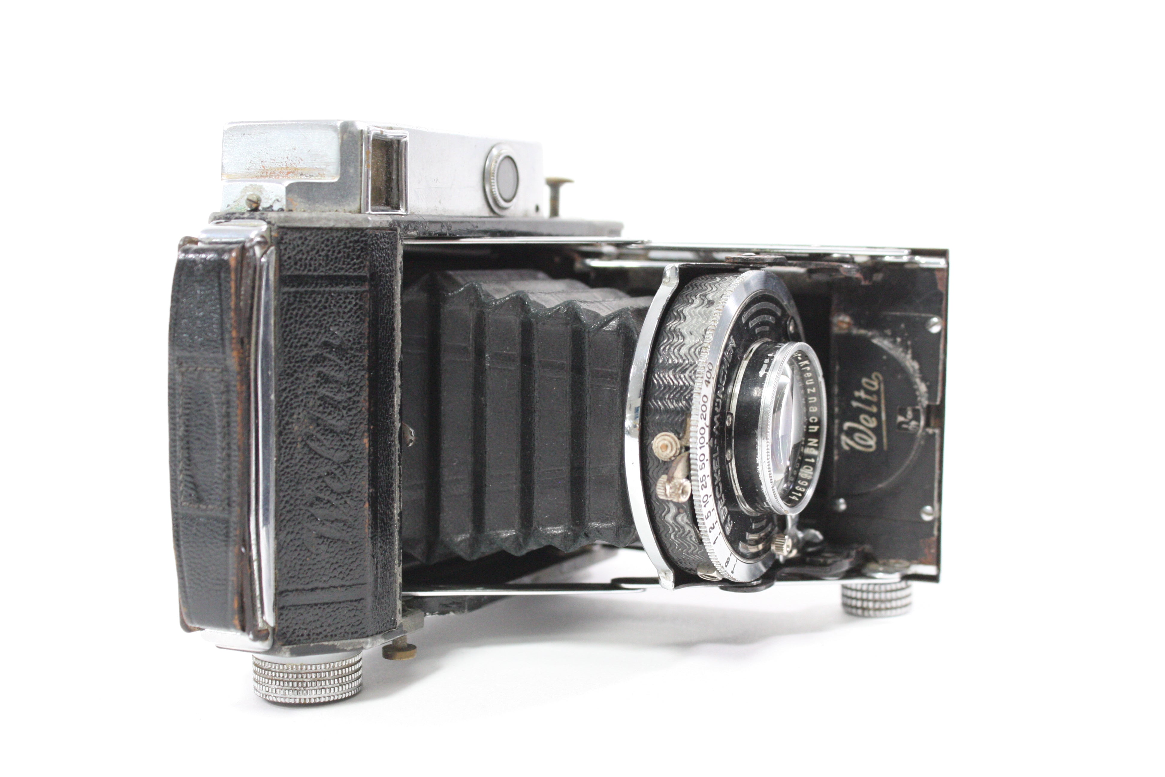 Welta Weltur Folding Camera with Schneider-Kreuznach 7.5cm f/2.8 Xenar Lens