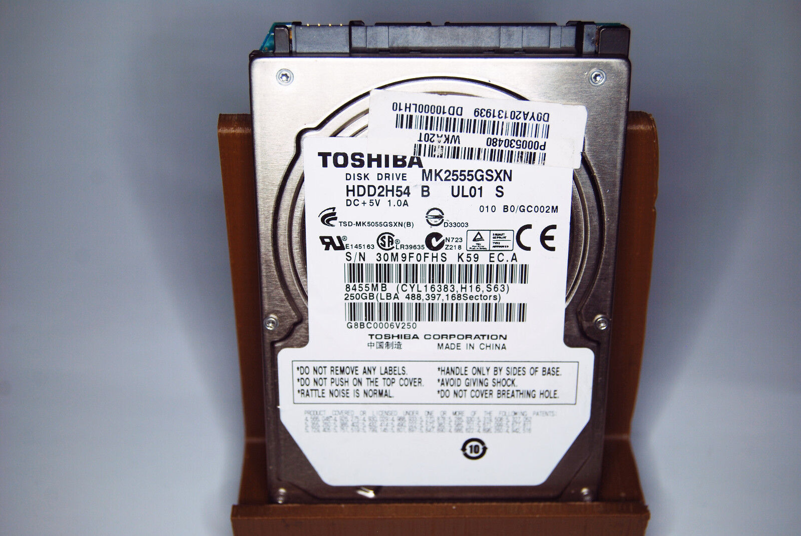 Toshiba 250GB MK2555GSXN SATA/300 5400RPM 8MB 2.5" Laptop Hard Drive