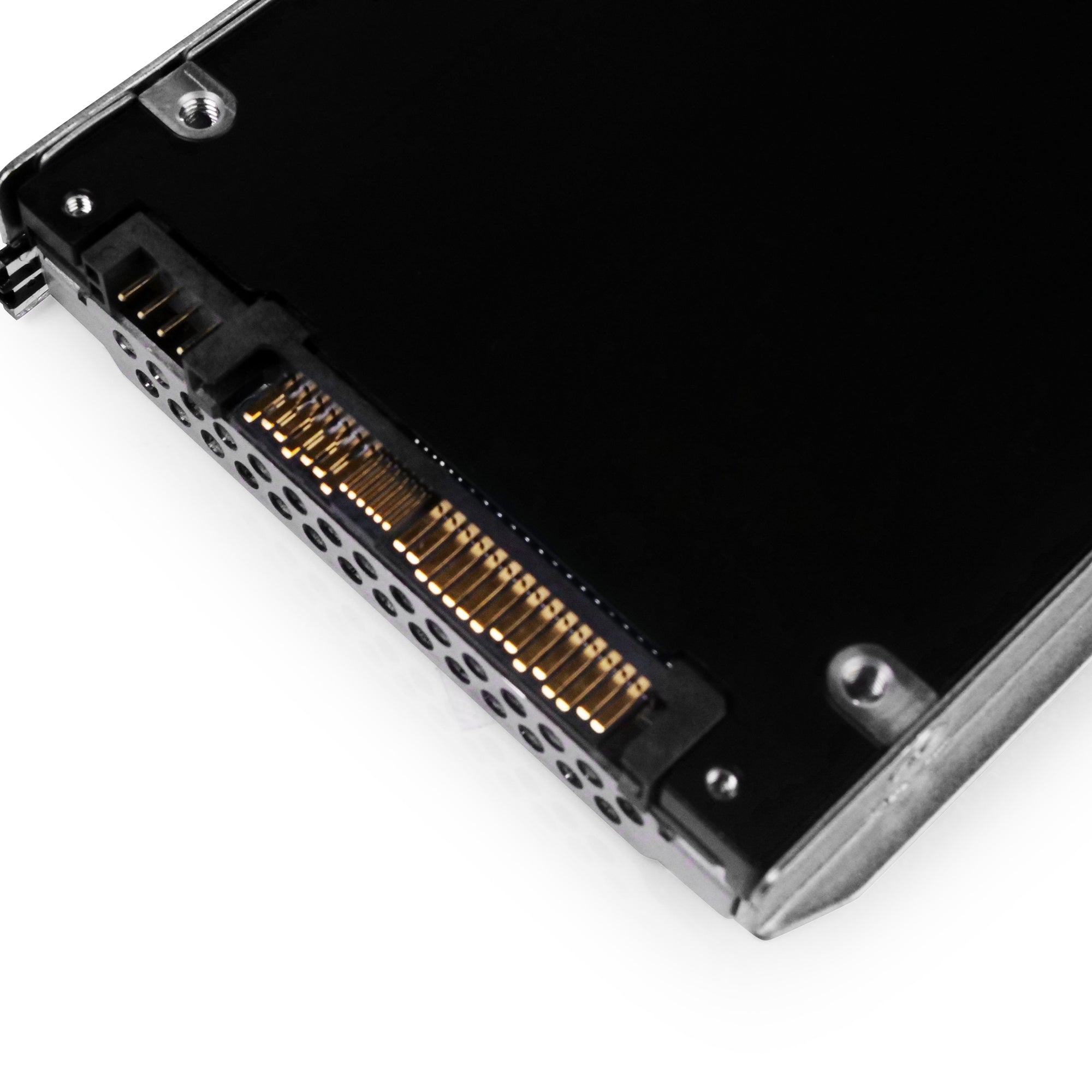 Dell G14 0XHYGF 3.84TB 1 DWPD PCIe Gen 4.0 x4 8GB/s 3D TLC U.2 NVMe 2.5in Solid State Drive