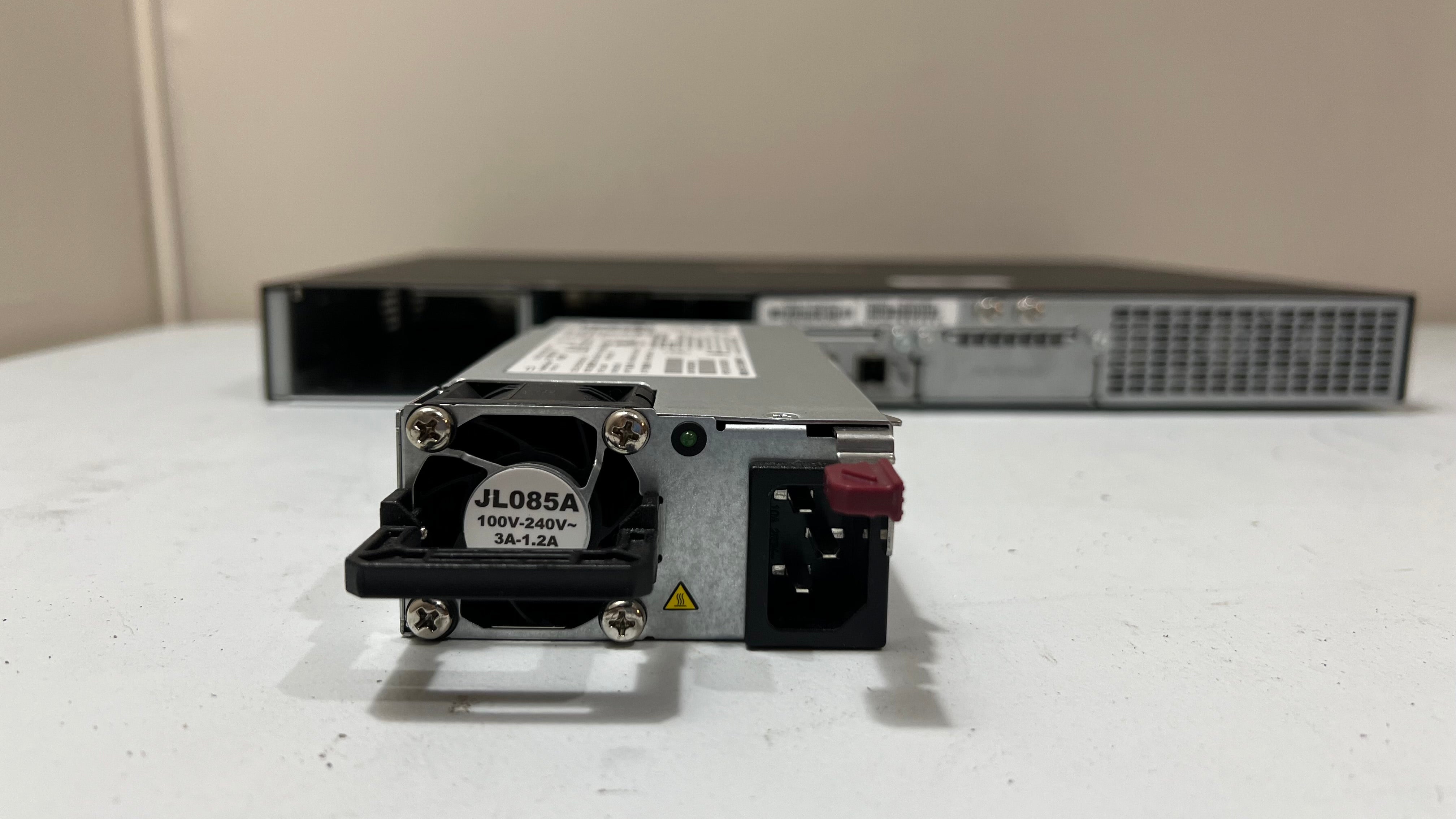 Aruba JL321A 2930M 48G Switch - Side View | Alo Tech Solutions