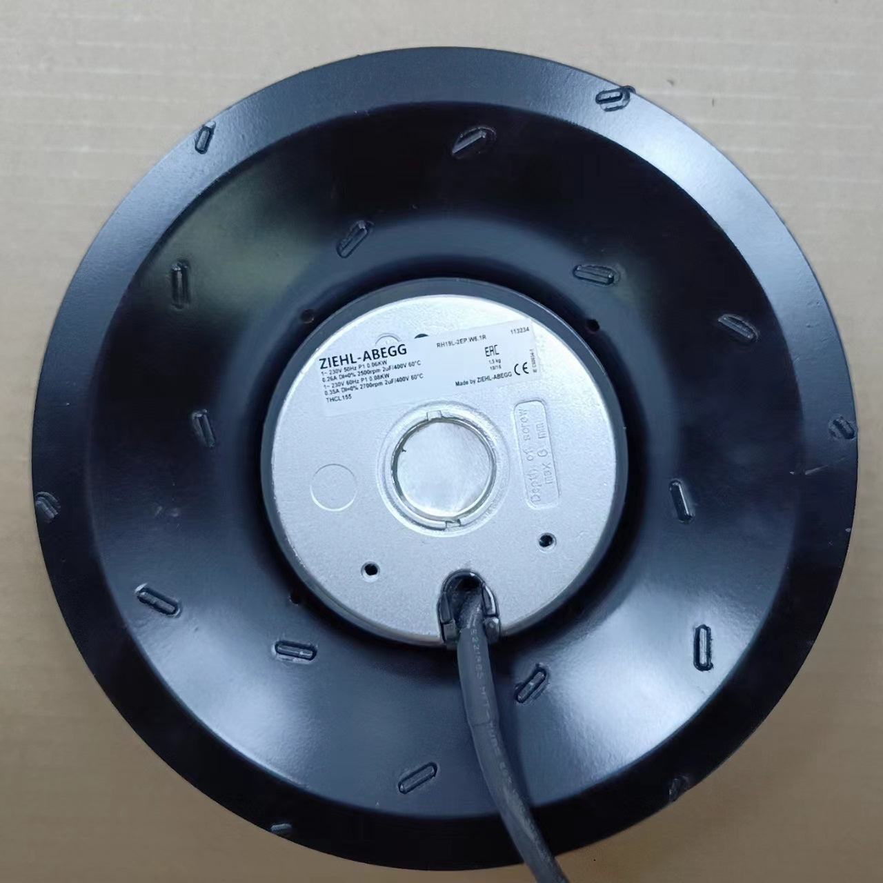 Brand new RH19L-2EP.W6.1R  ZIEHL-ABEGG centrifugal fan 1-230V 50HZ