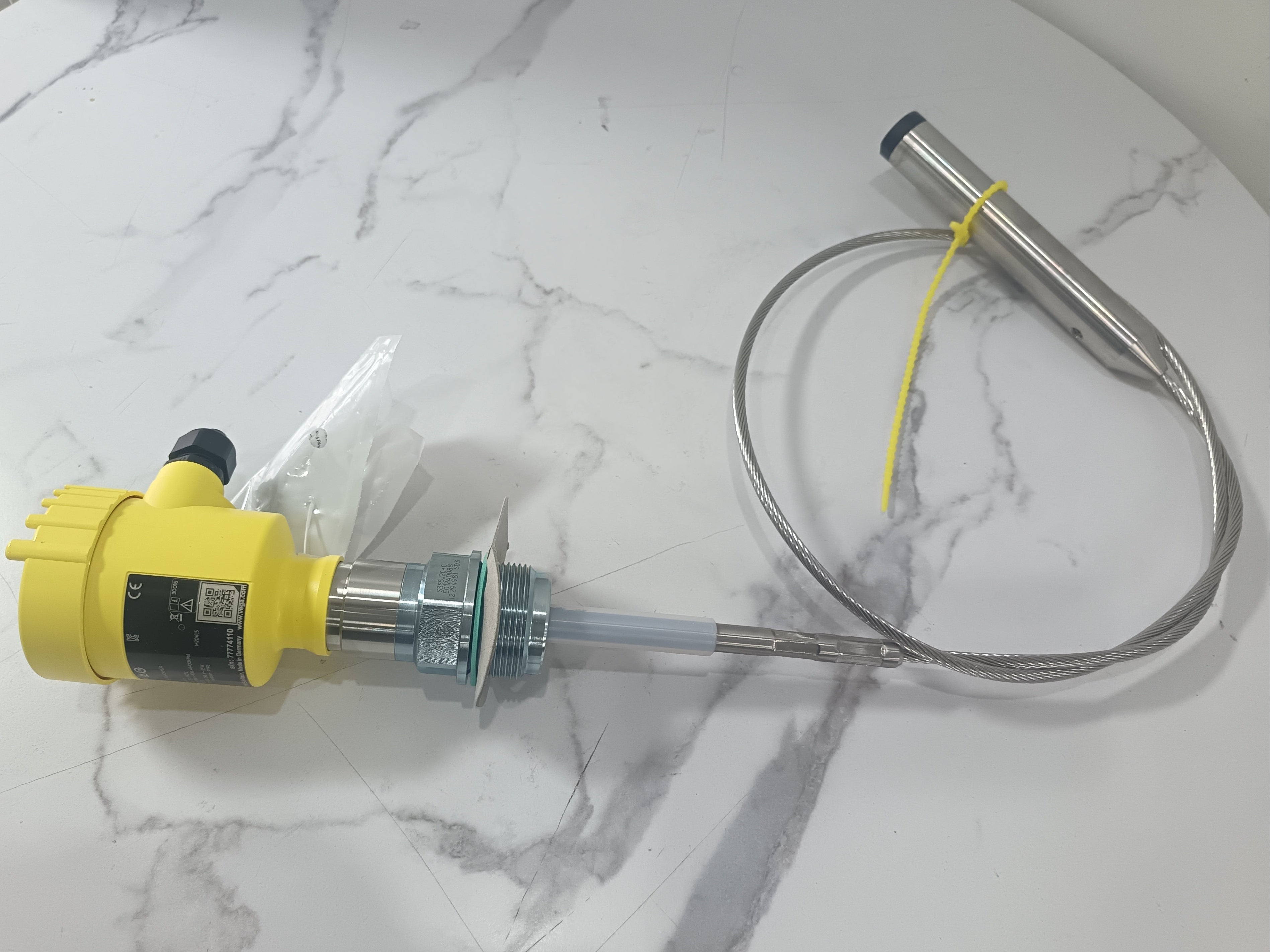 VEGA VEGACAP 65 Capacitive cable probe for level detection