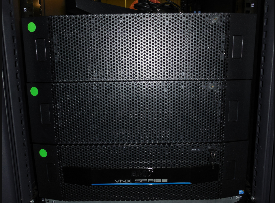 EMC VNX 9TB 15K Expansion – DAE w/ 15 x 600GB 15K 3.5” PN: VX-VS15-600