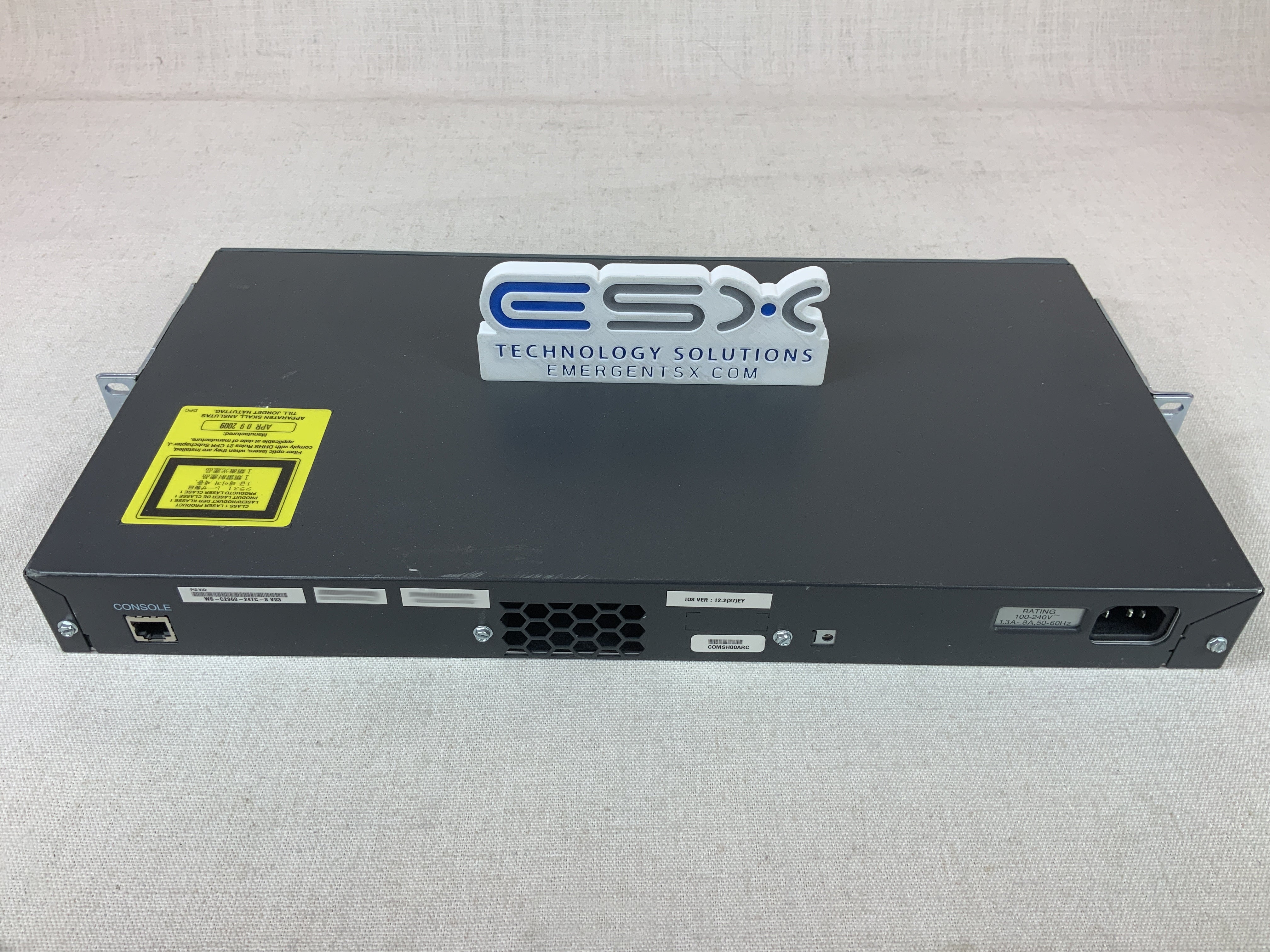 Cisco WS-C2960-24TC-S 24 Port 10/100 Mbps, 2 x 1Gbps SFP/RJ45 Uplink Switch