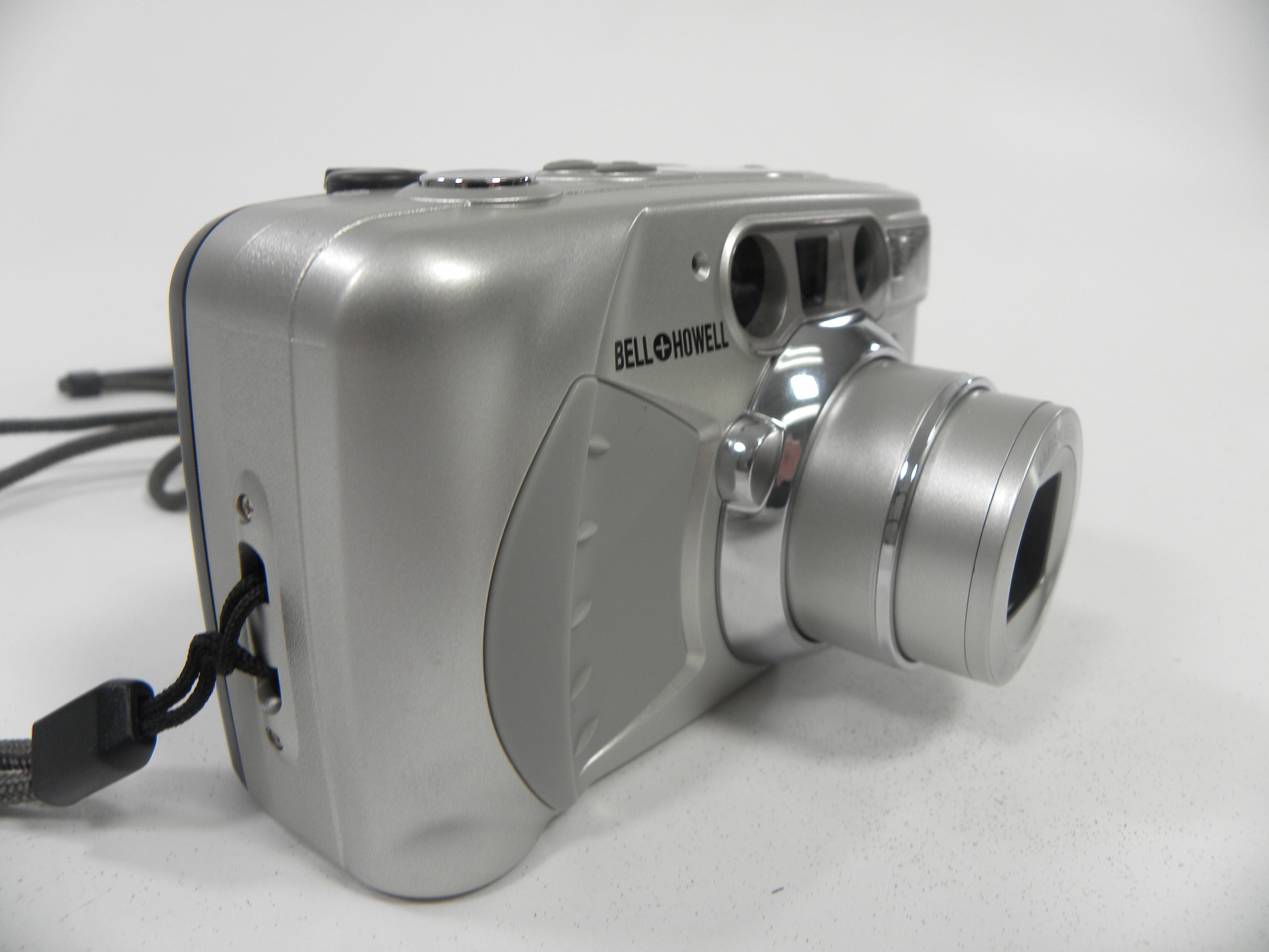 Bell & Howell PZ 3000 Power Zoom 35mm Camera