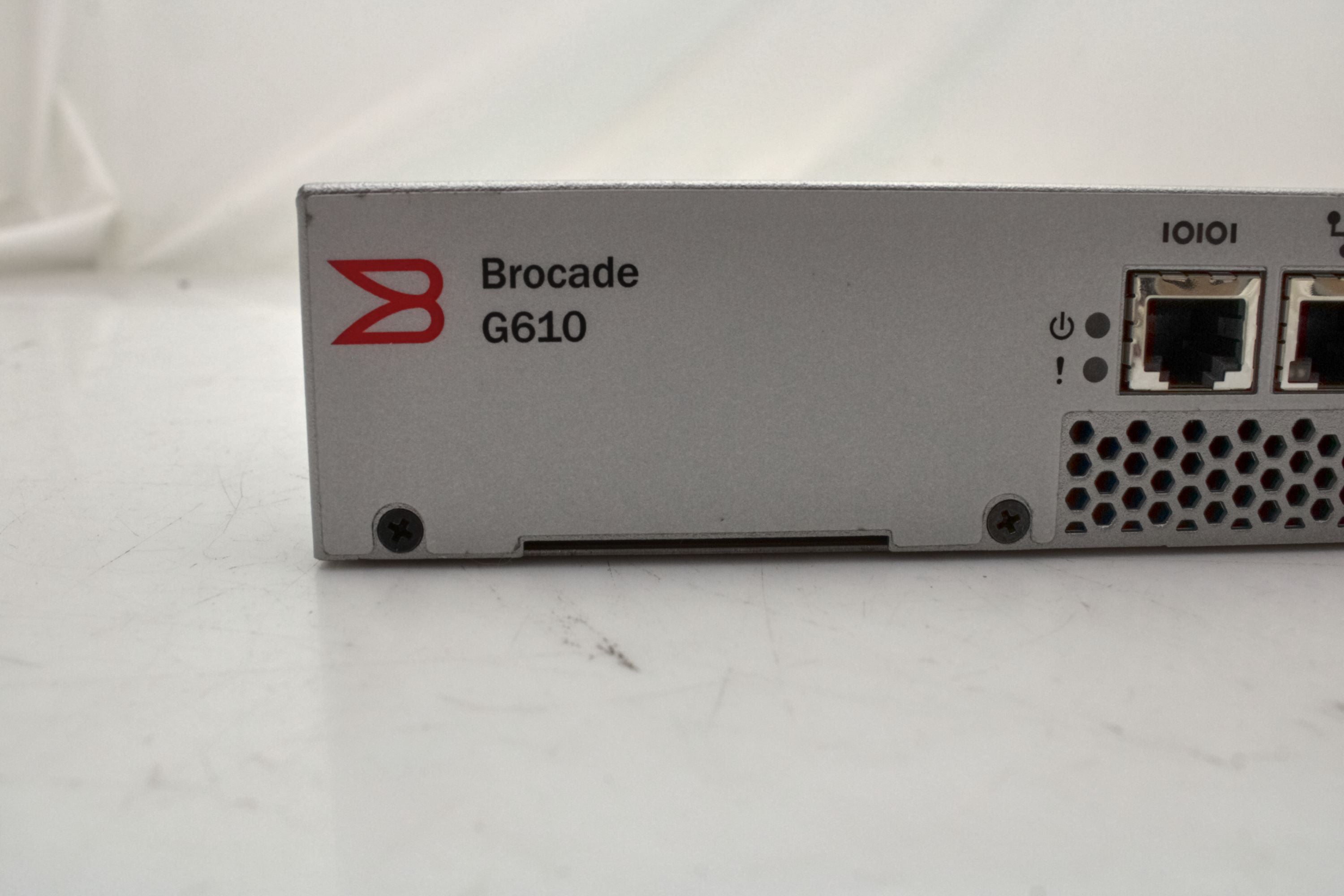Brocade BR-G610 32GB FC SAN Switch 8-24 port