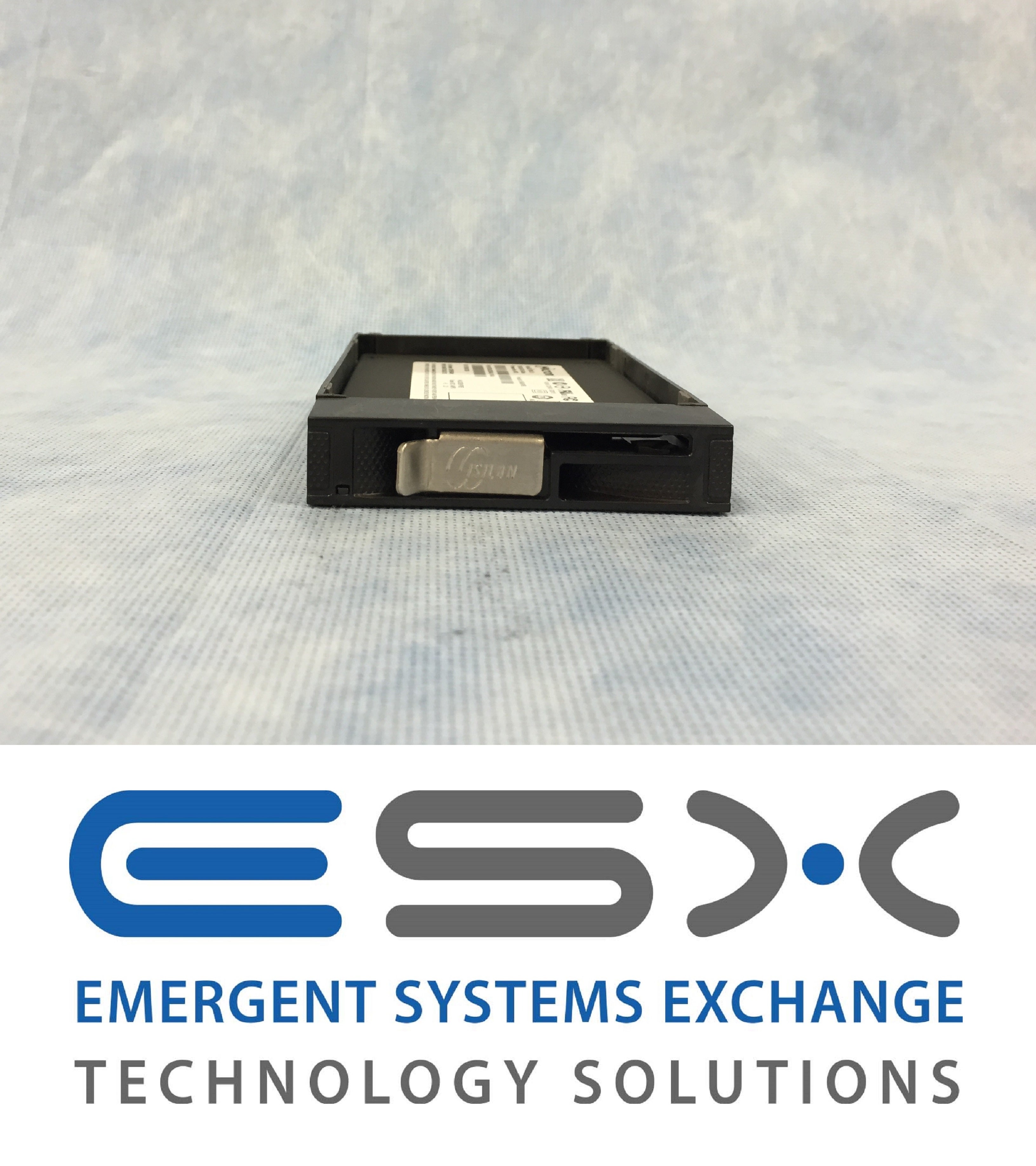 EMC / Isilon 200GB 2.5" SSD HD - PN: MTFDDAC200SAL-1N1AA