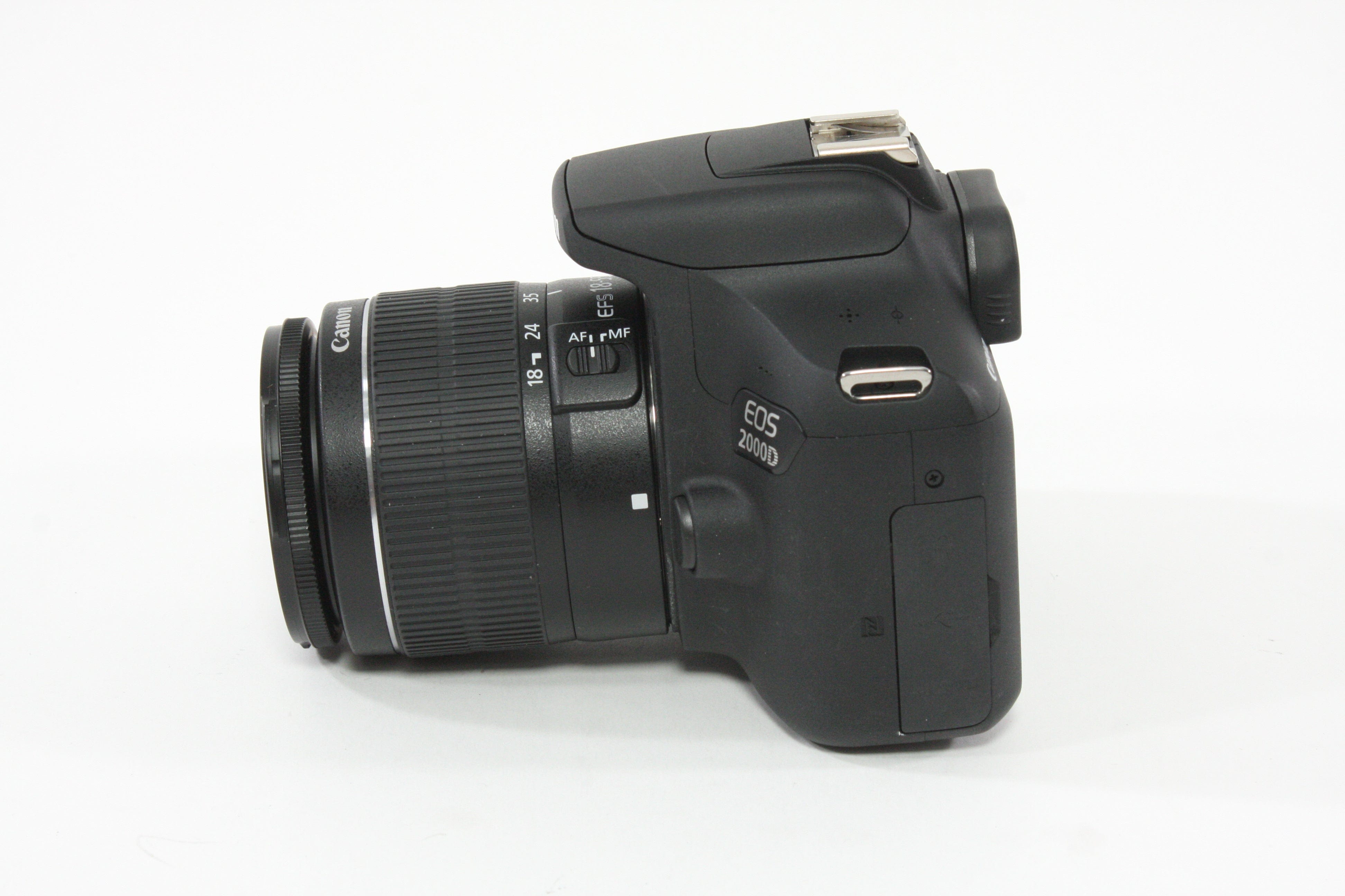 Canon 2000D (Rebel T7) w/ EF-S 18-55mm f/3.5-5.6 III - Shutter Count 204