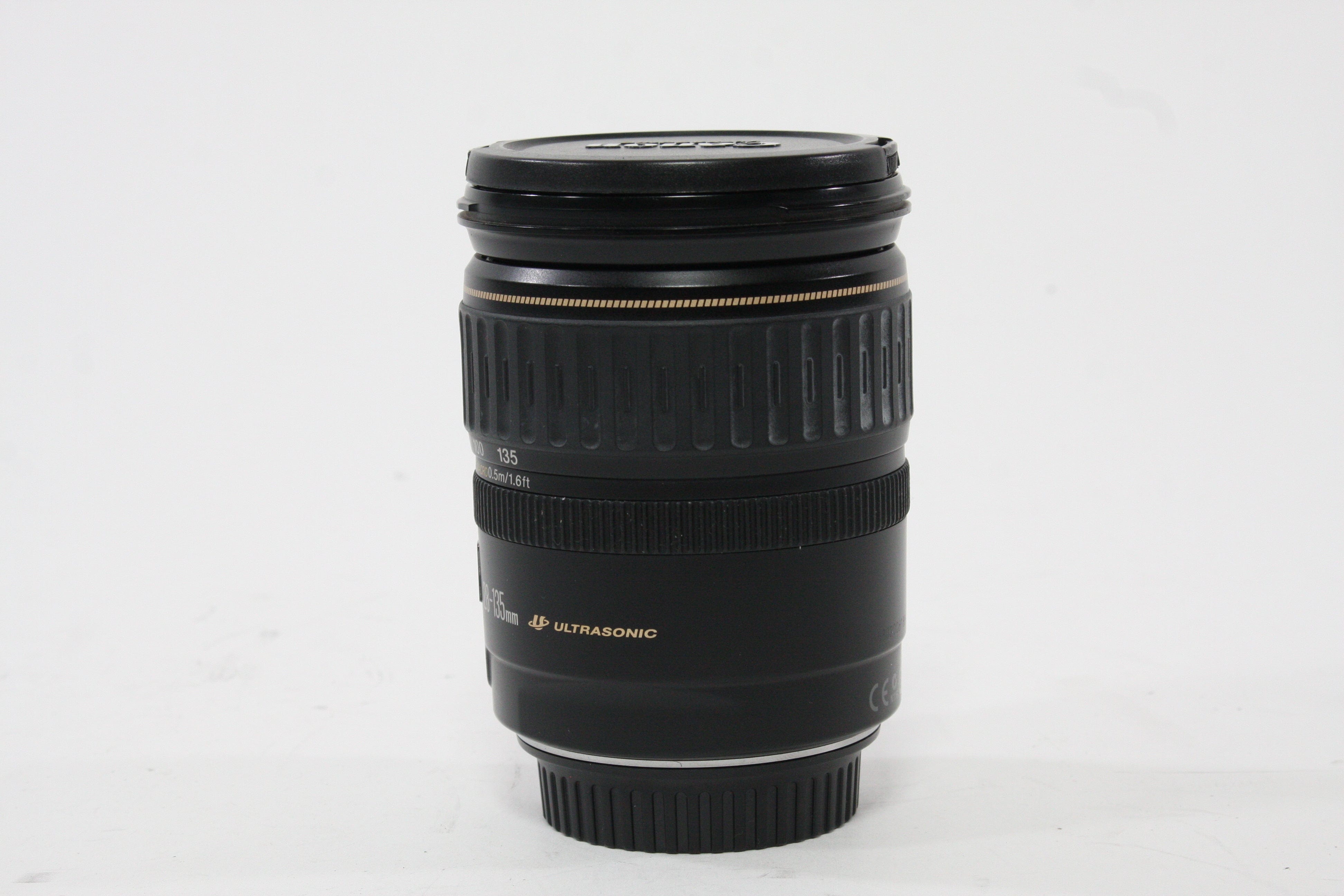 Canon 28-135mm f/3.5-5.6 IS EF