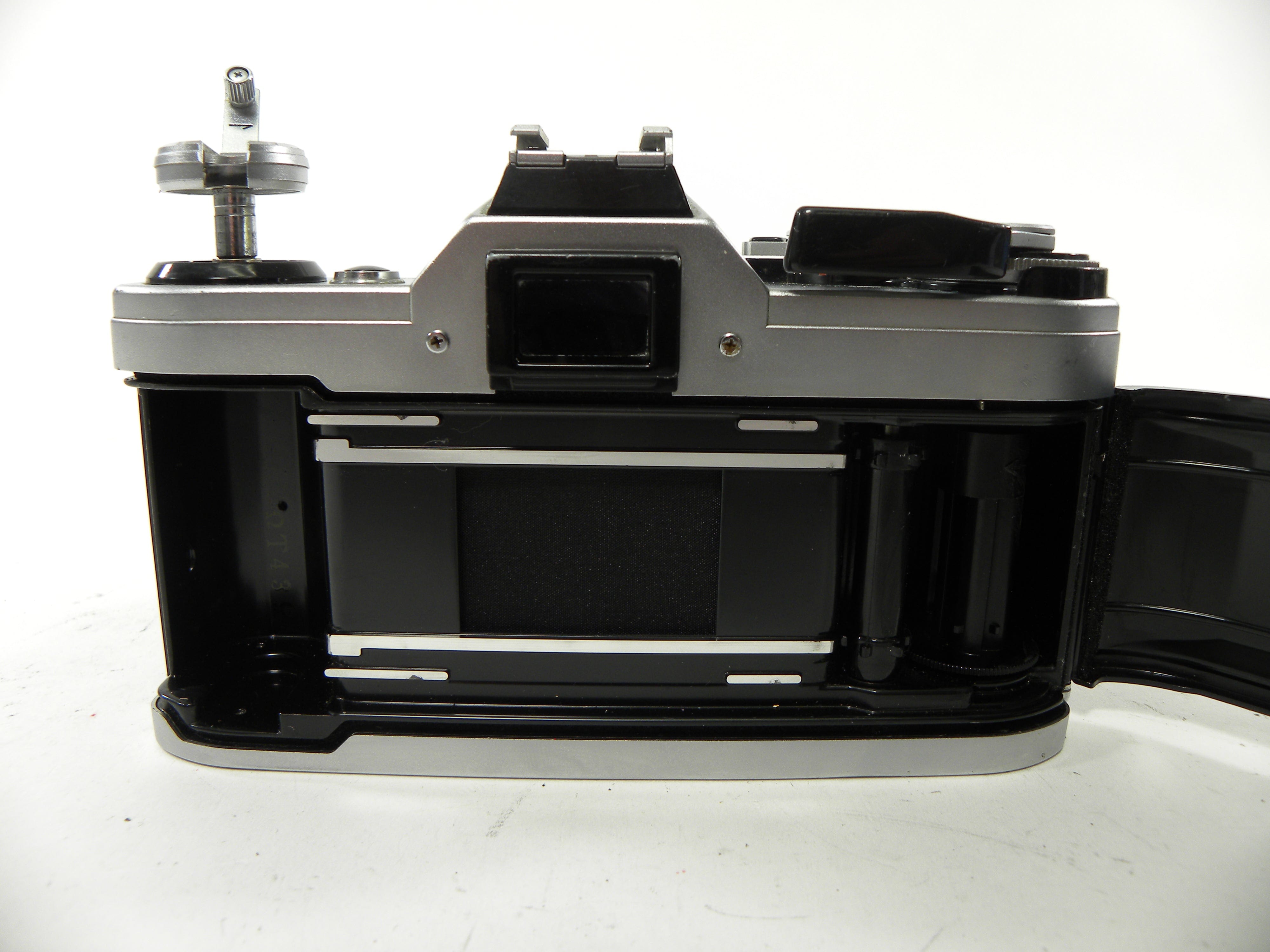 Canon AE-1 35mm SLR w/50mm f1.8
