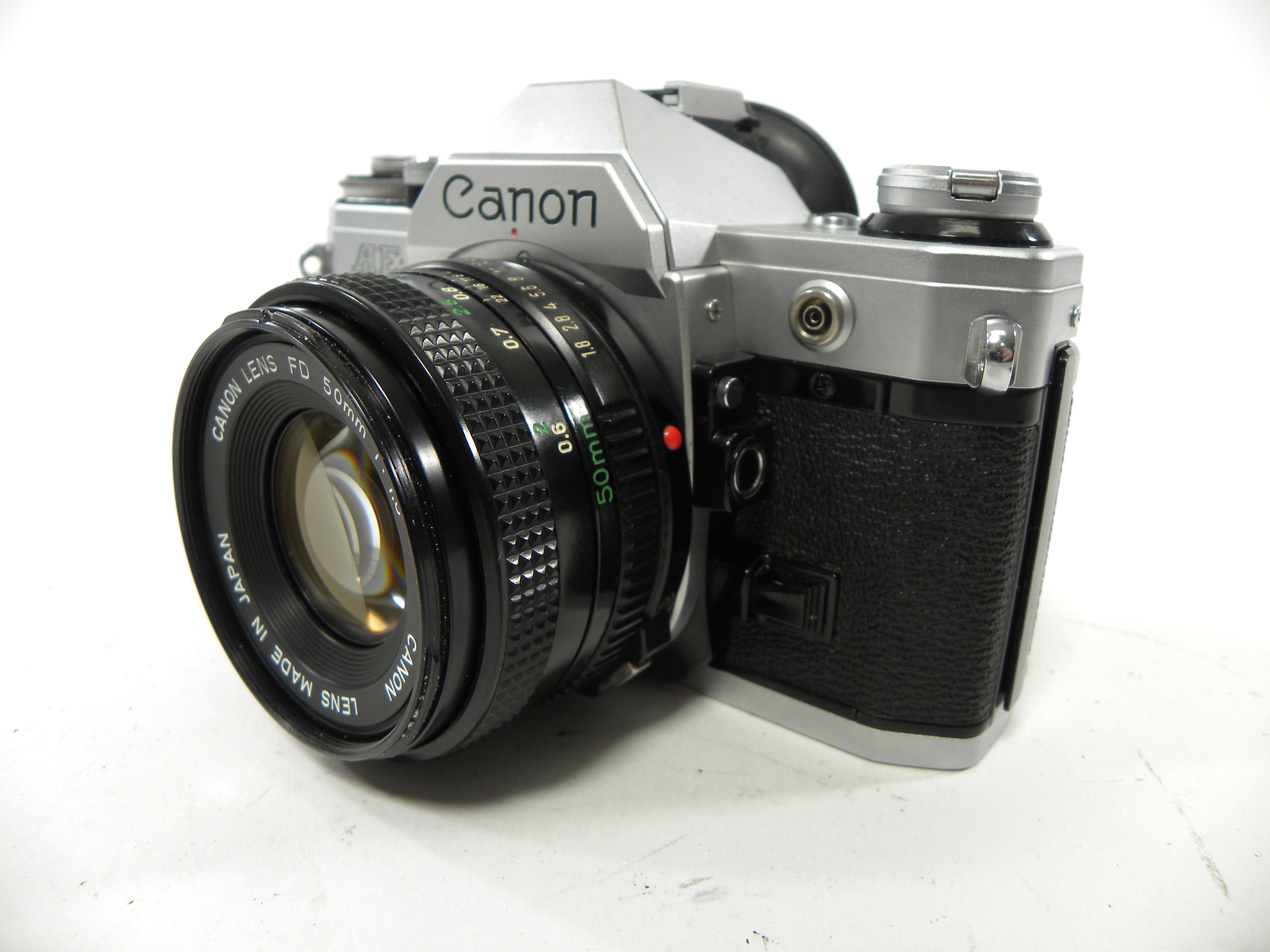 Canon AE-1 35mm SLR w/FD 50mm f1.8