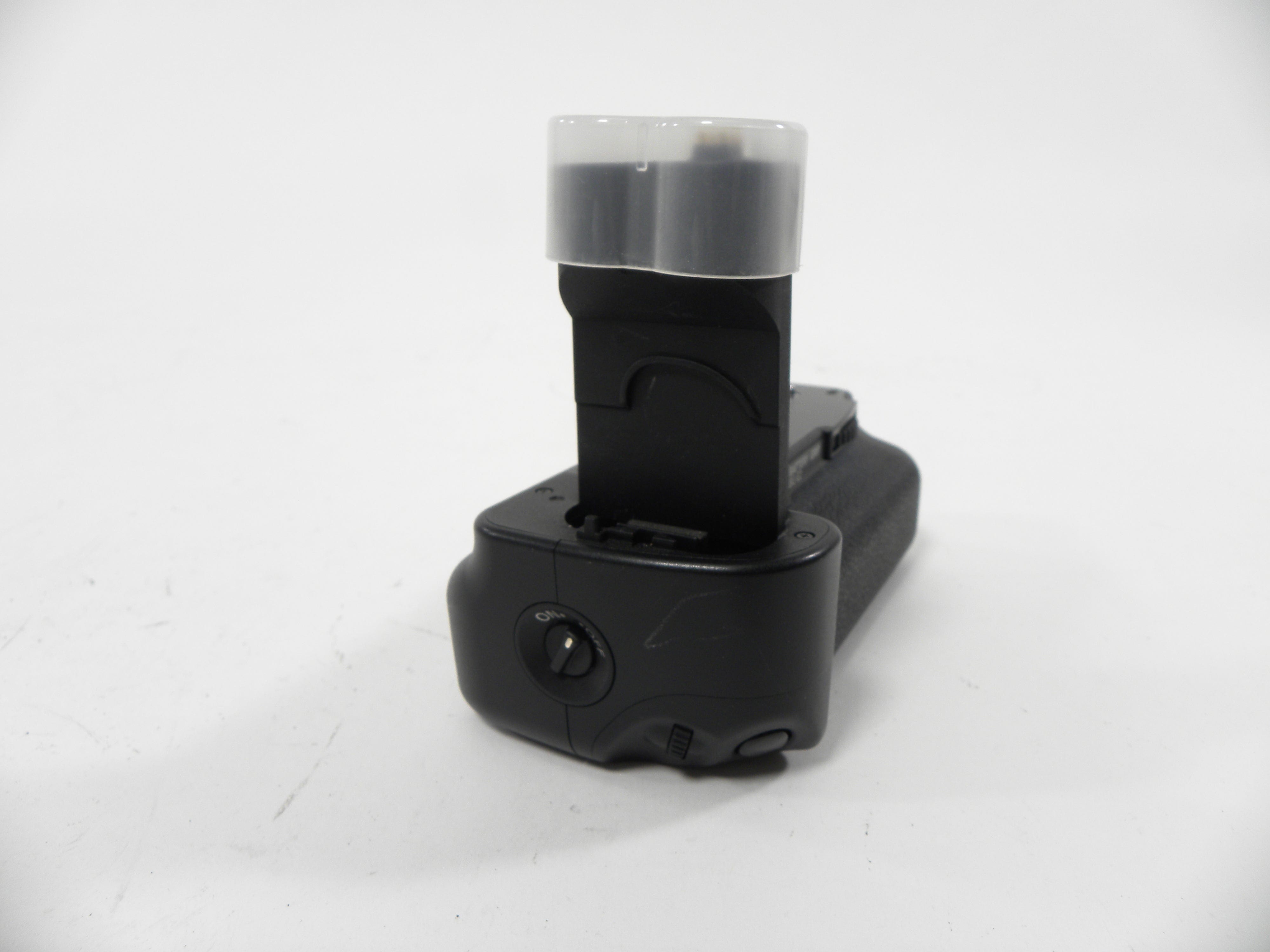 Canon BG-E2 Battery Grip for 20/30/40D cameras