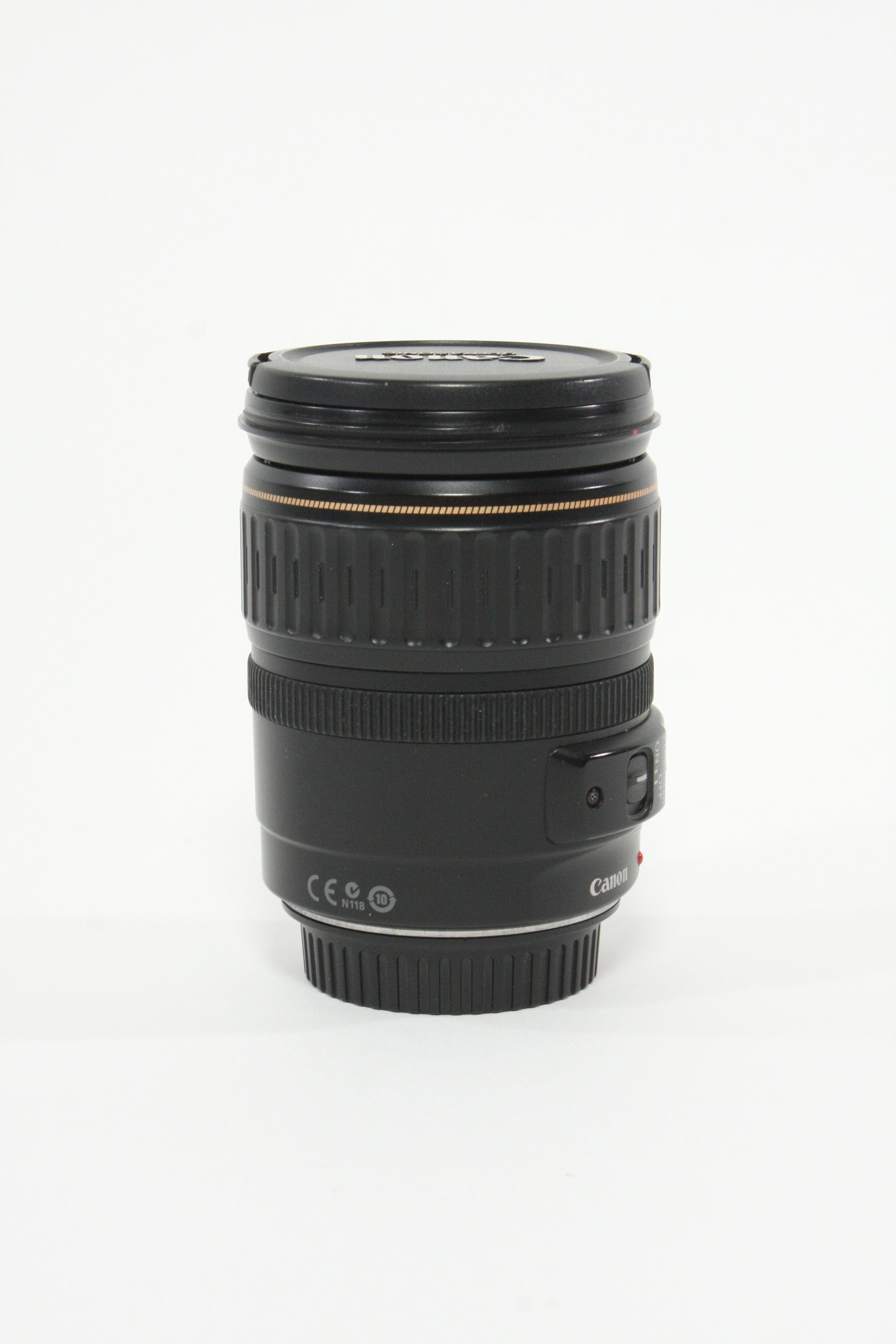 Canon EF 28-135mm F3.5-5.6 IS
