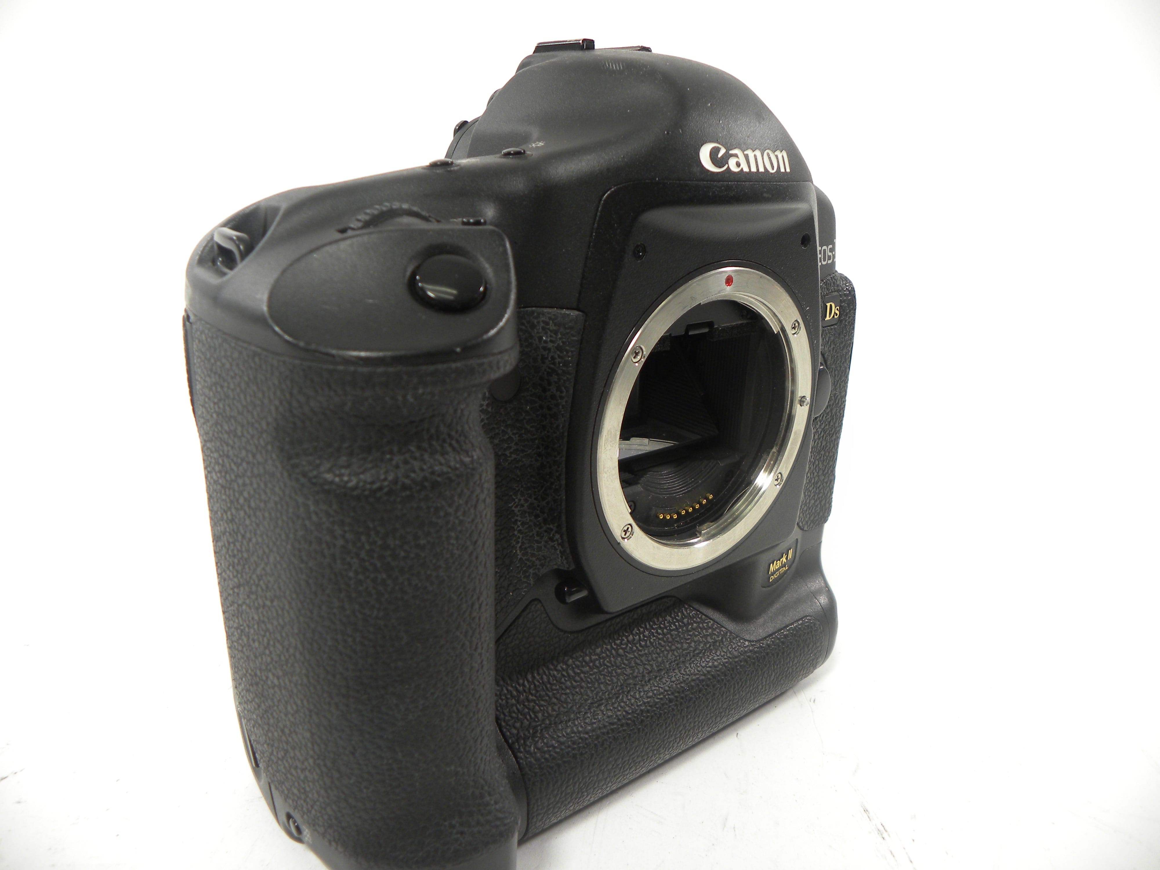 Canon EOS -1Ds Mark II 16.7mp Digital SLR Body  Only