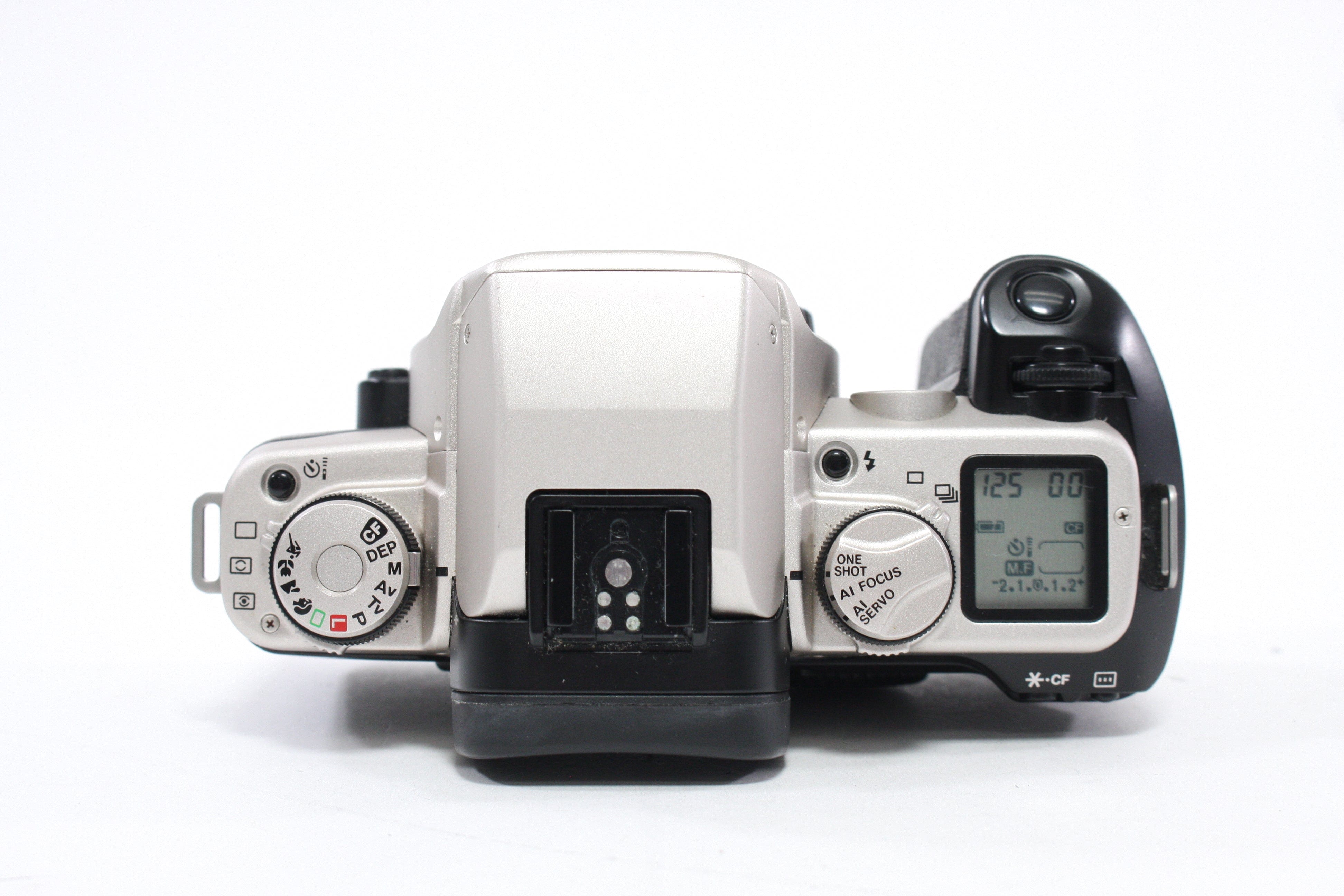 Canon EOS  Elan II 35mm SLR Camera Body