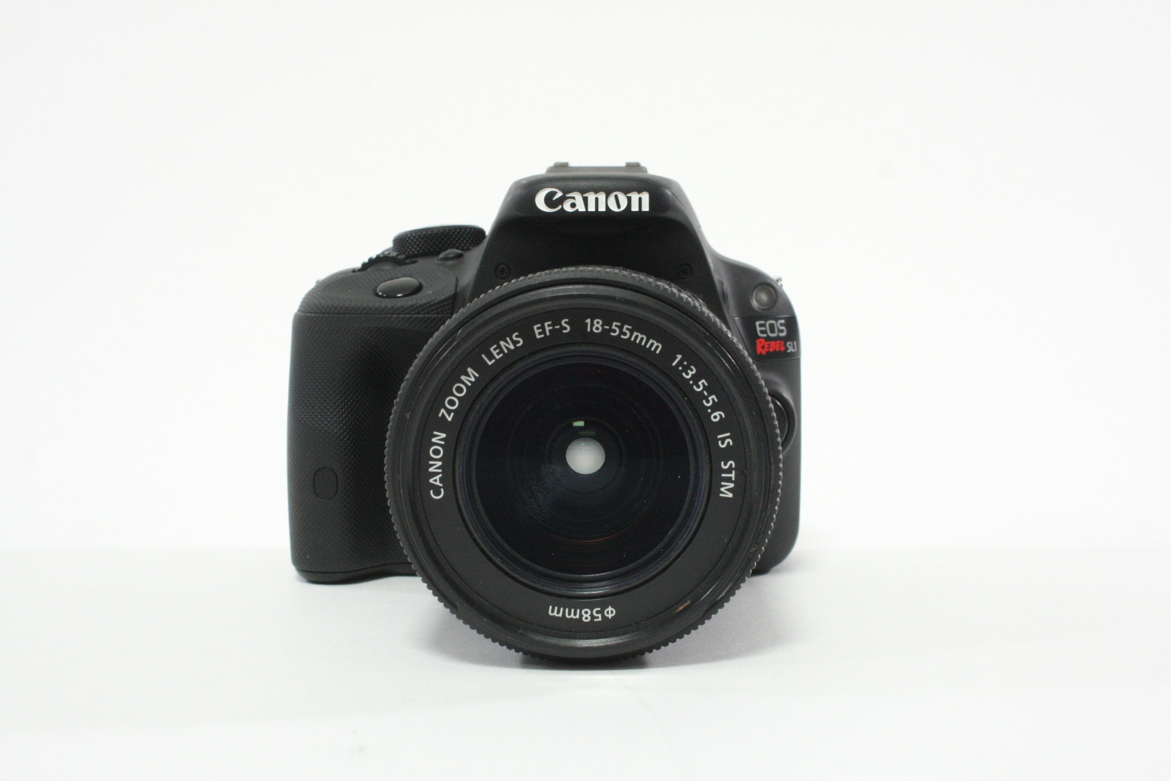 Canon EOS Rebel SL1 DSLR Camera with 18-55mm f/3.5-5.6 IS STM with a Shutter Count of 490