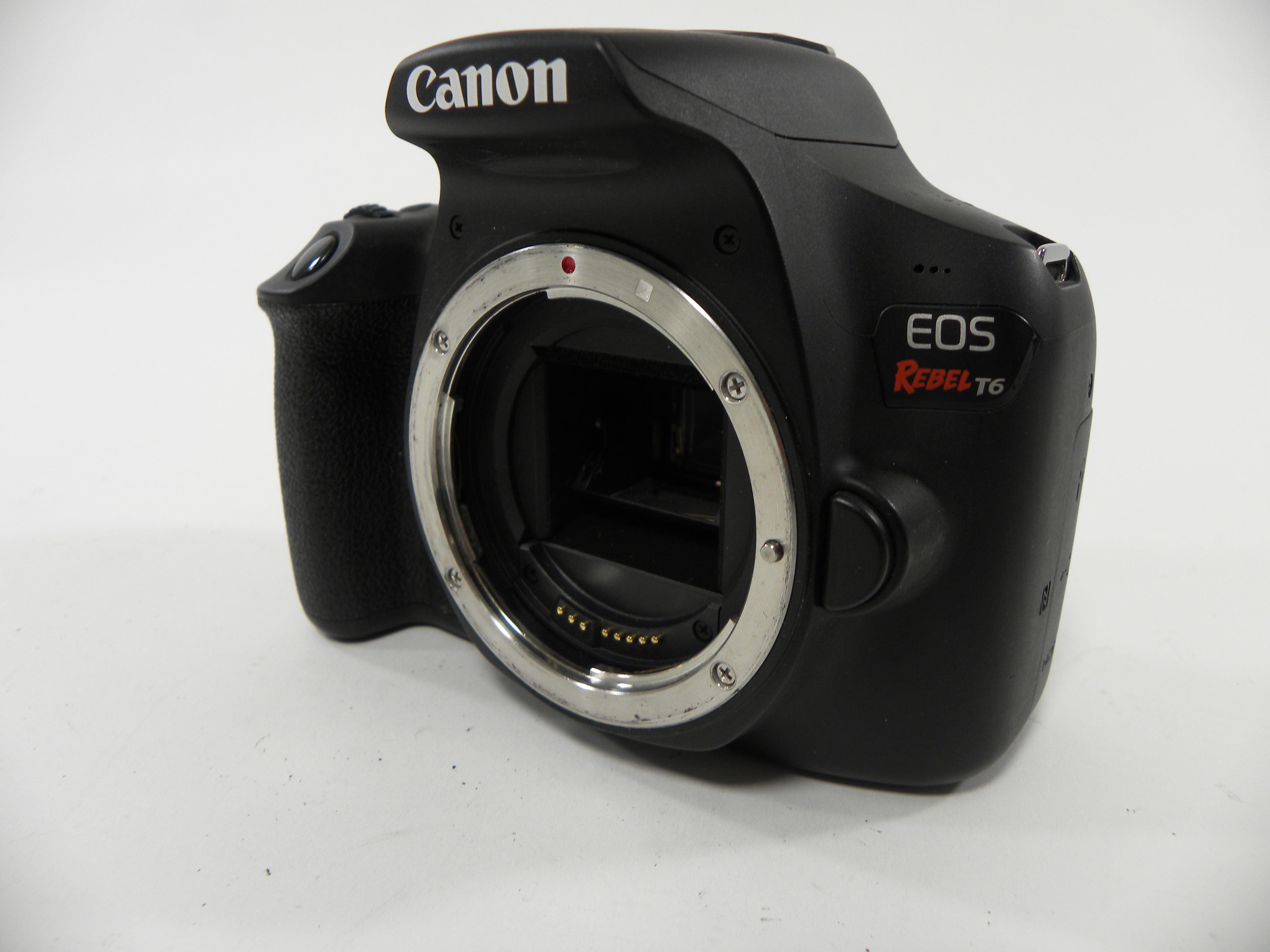 Canon EOS Rebel T6 18mp Digital SLR Body Only Shutter Ct. 12,616