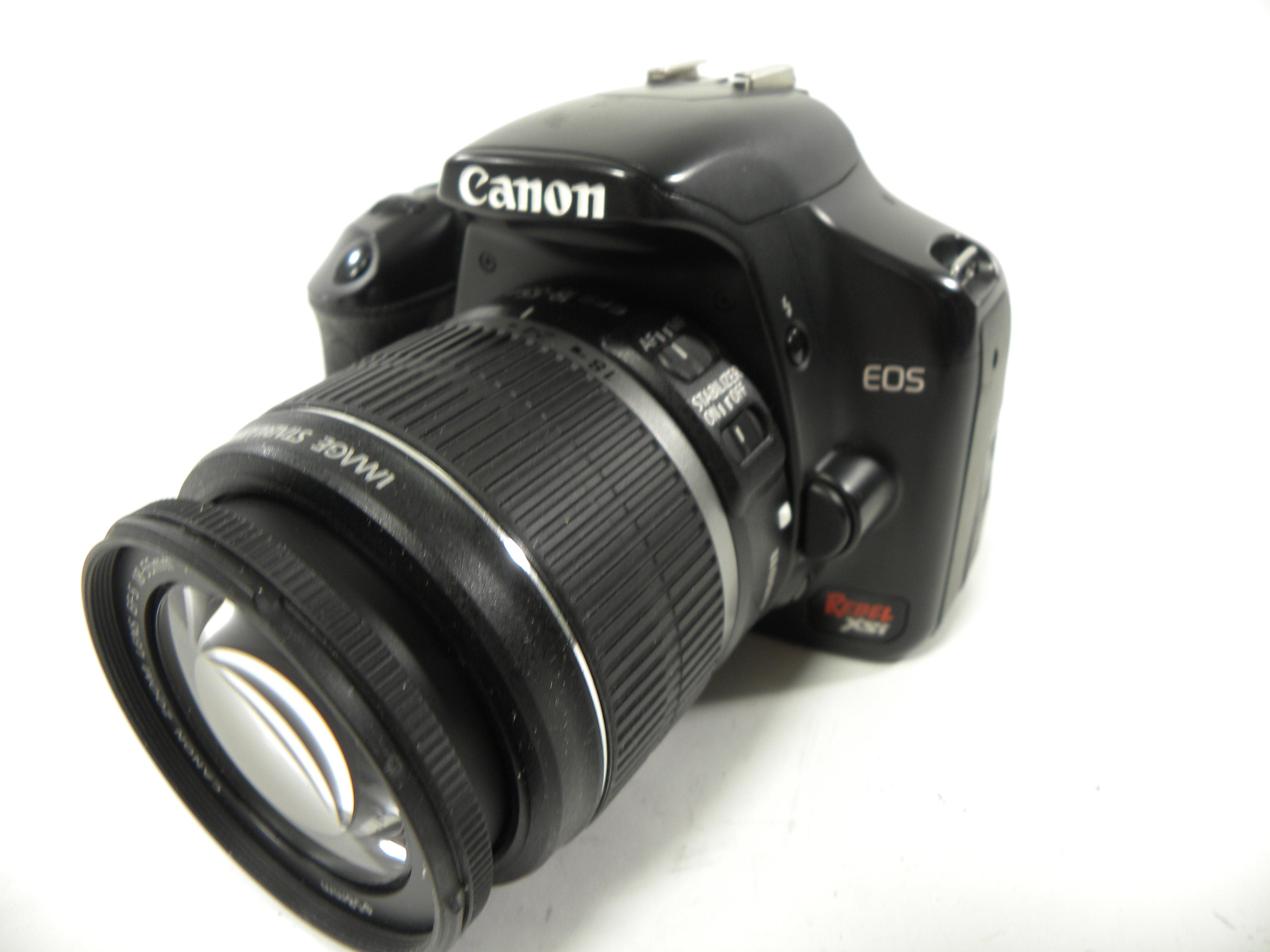 Canon EOS Rebel XSi 12.2mp Digital SLR w/EF-S 18-55 IS shutter Ct. 8,172