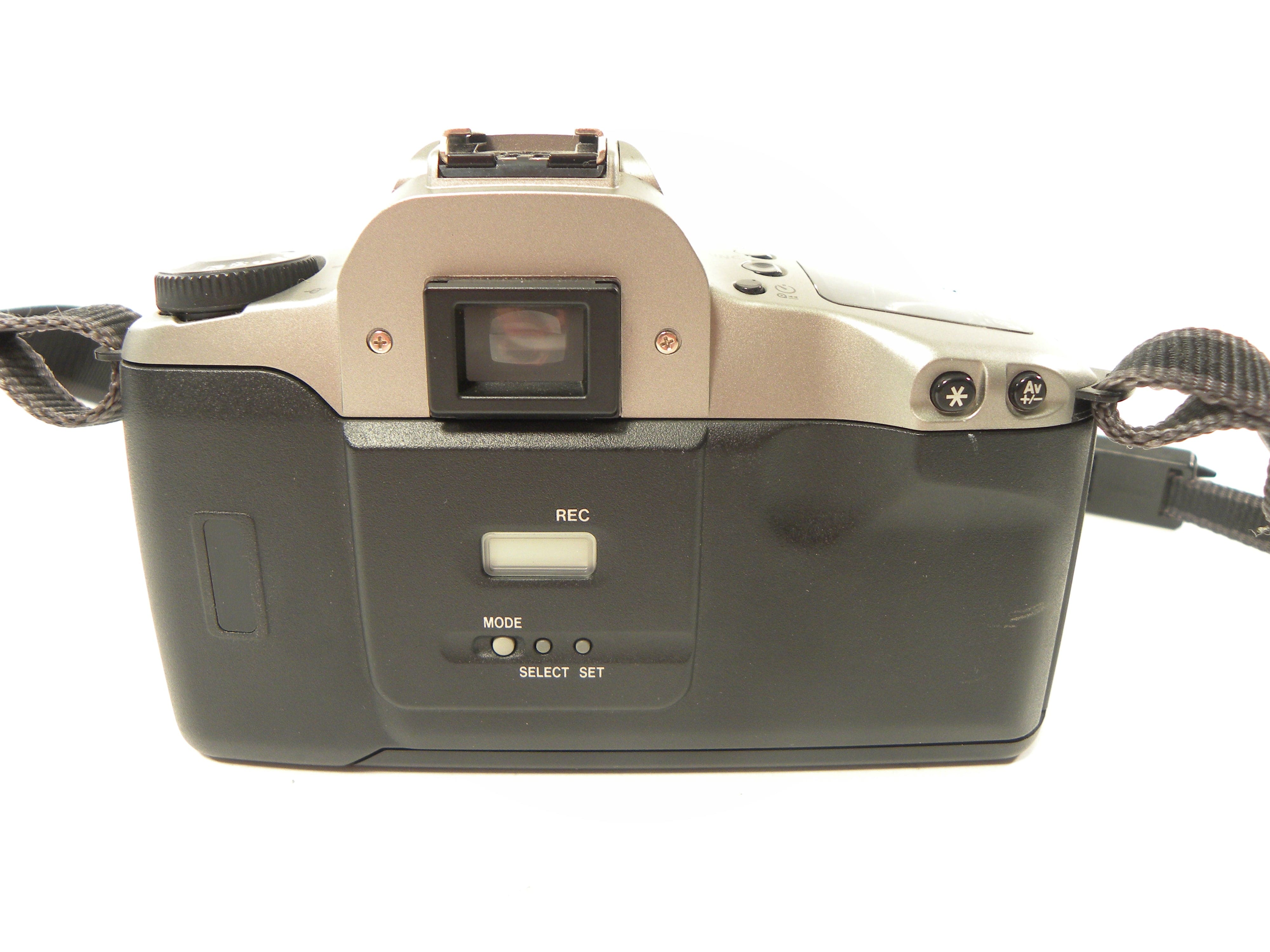 Canon EOS Rebel XSN Date 35mm SLR w/Sigma Zoom 28-80mm f3.5-5.6 II