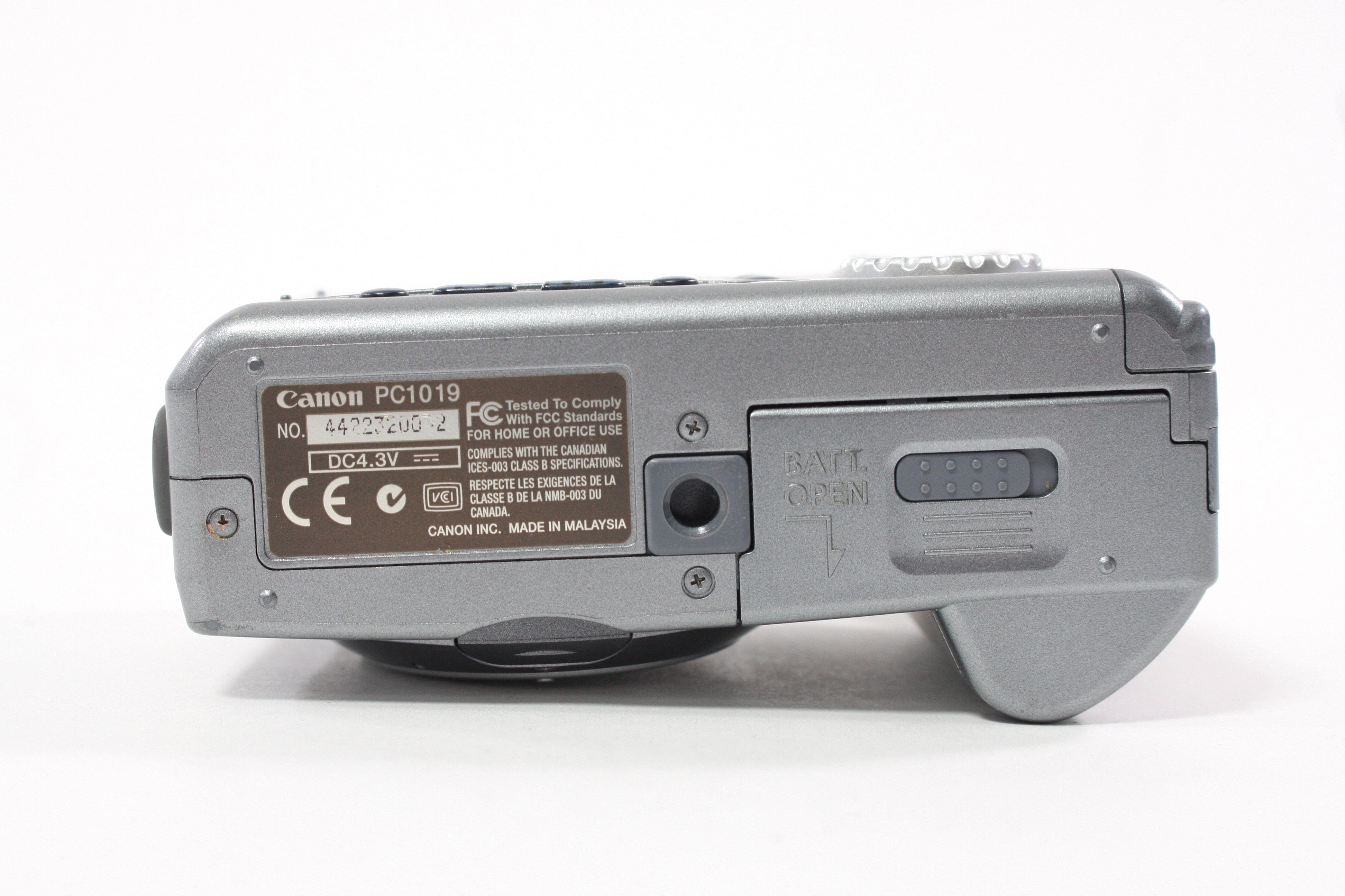 Canon PowerShot A40 Digital Point-and-Shoot Camera 3x Zoom 2.0mp
