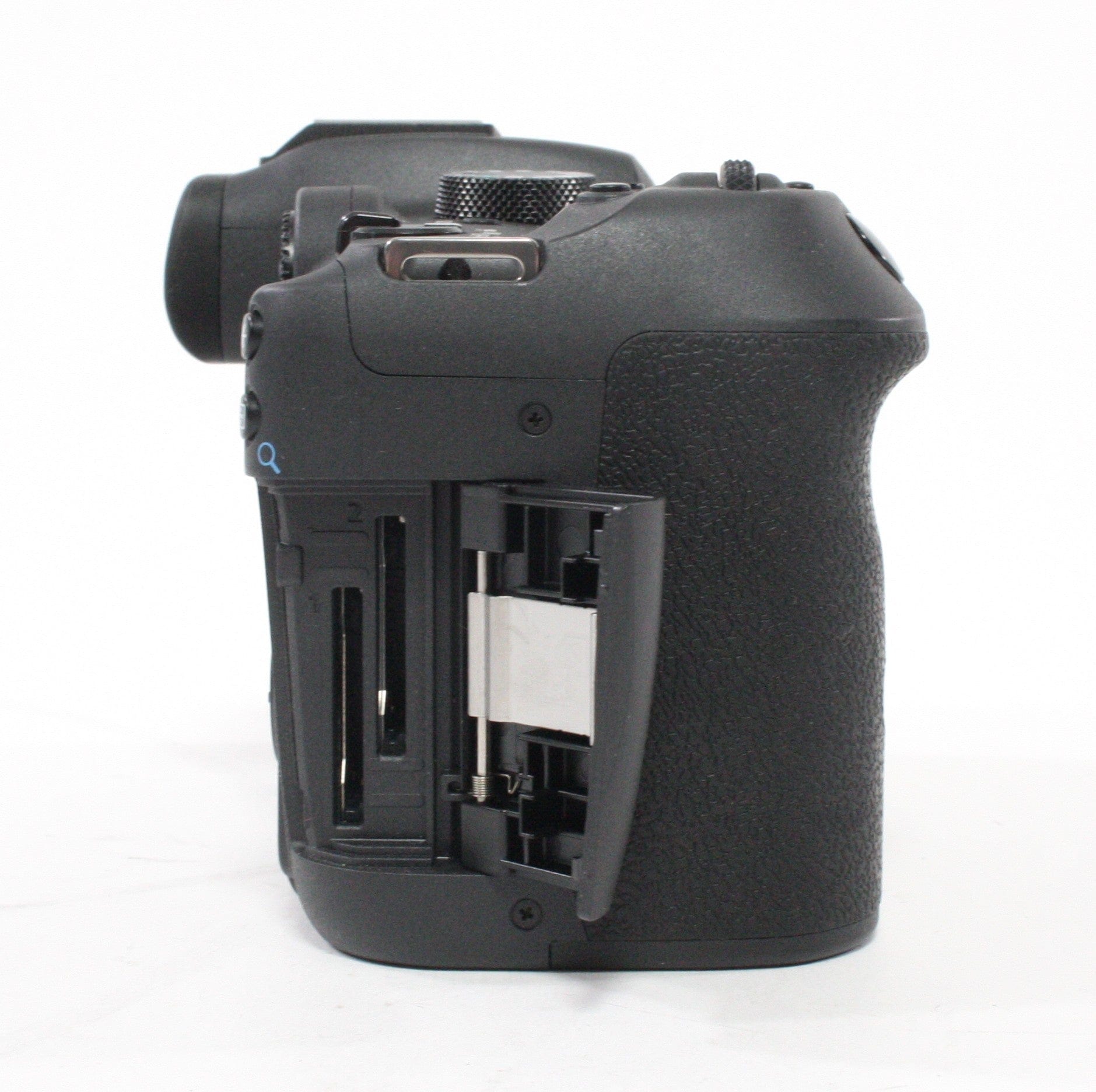 Canon R7 Mirrorless Digital Camera (Body Only) with Shutter Count of (less than) 25,000