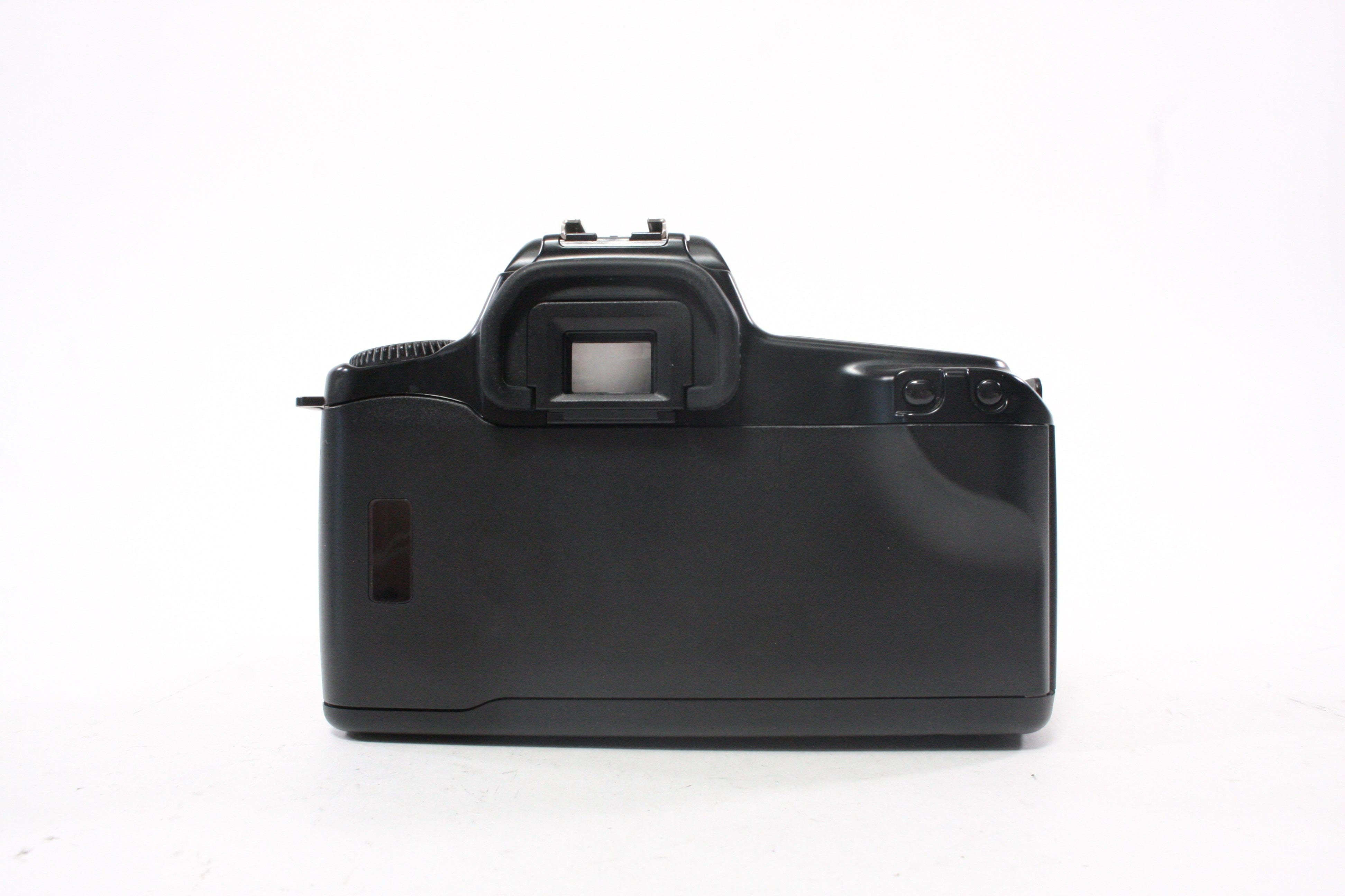 Canon Rebel S II 35mm SLR Camera with 35-105 f/4.5-5.6 Lens