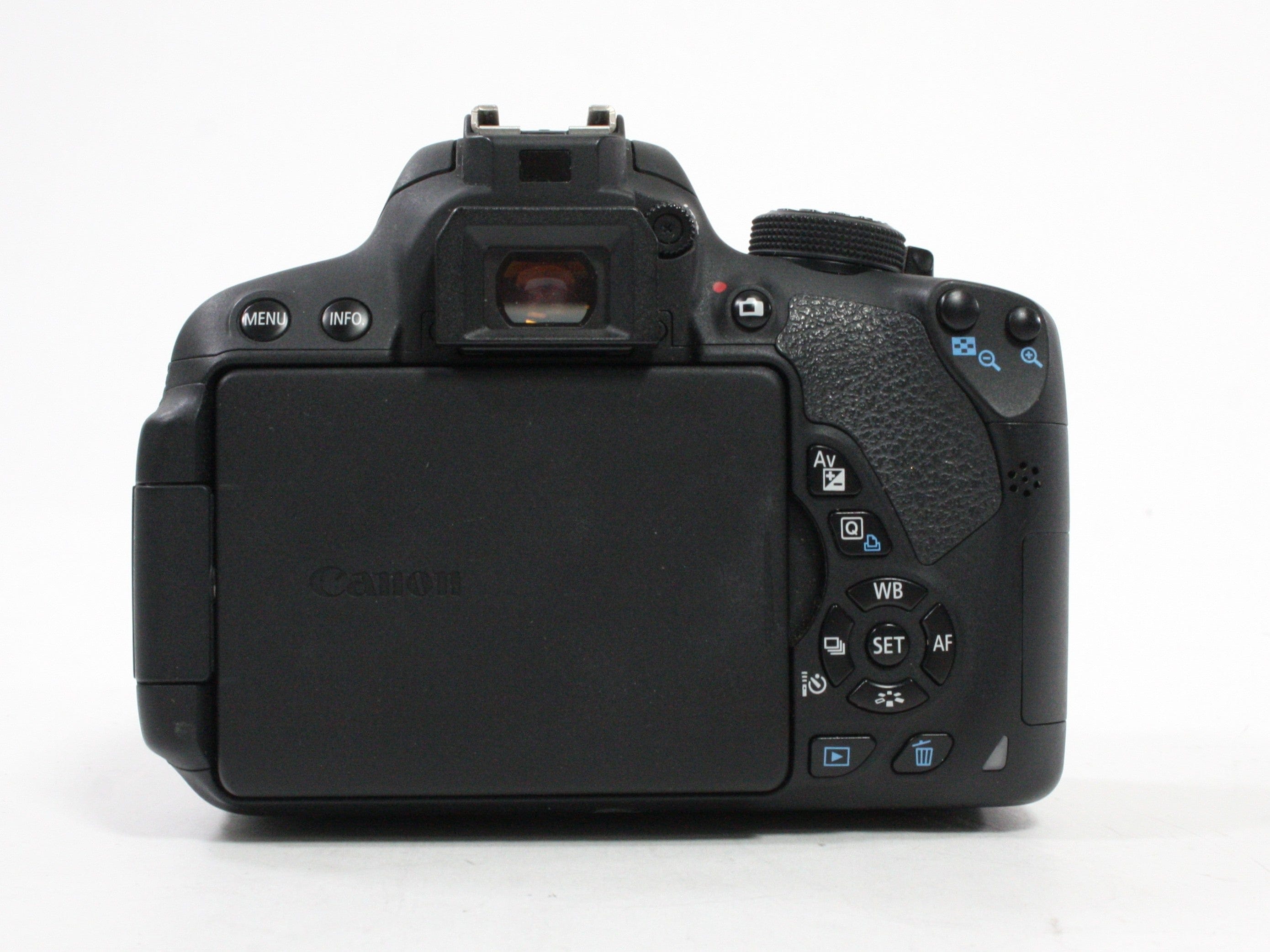 Canon Rebel T5i Digital SLR with 18-55mm f/3.5-5.6 III EF-S Lens Shutter Count 7,128