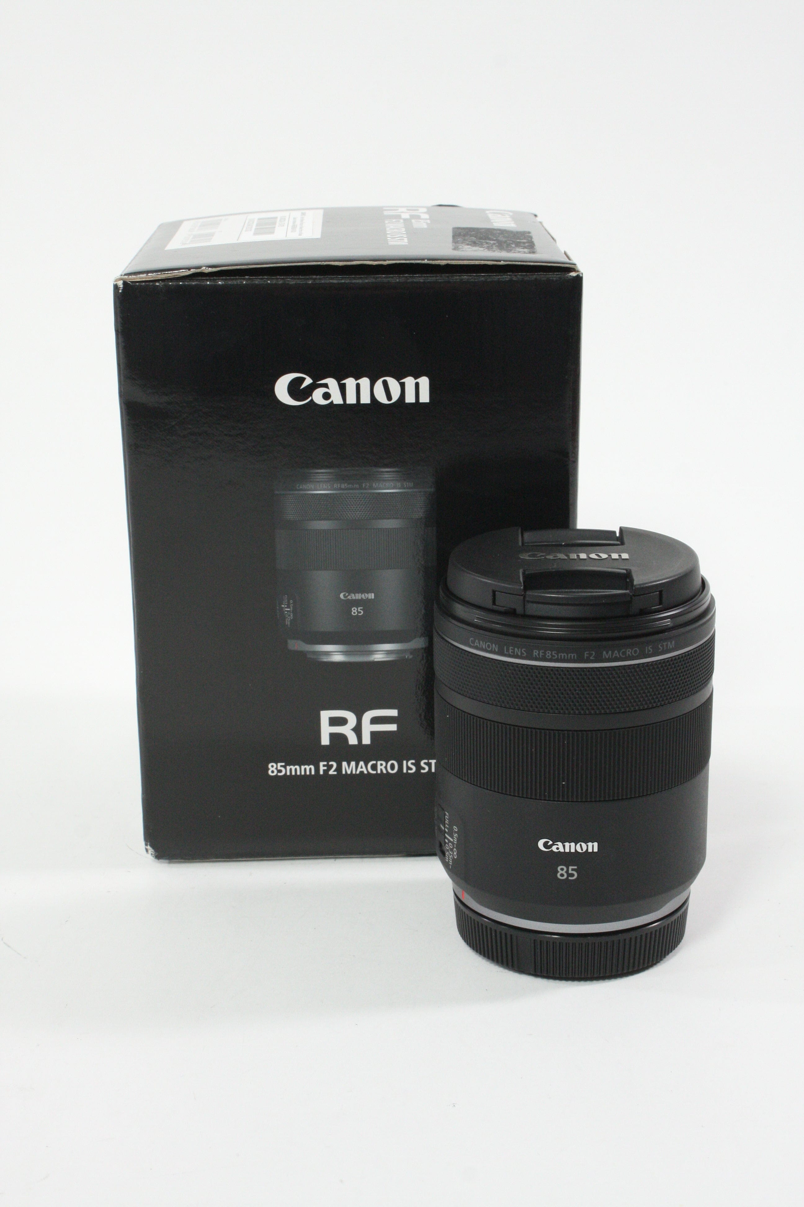 Canon RF 85mm F2 Macro IS STM