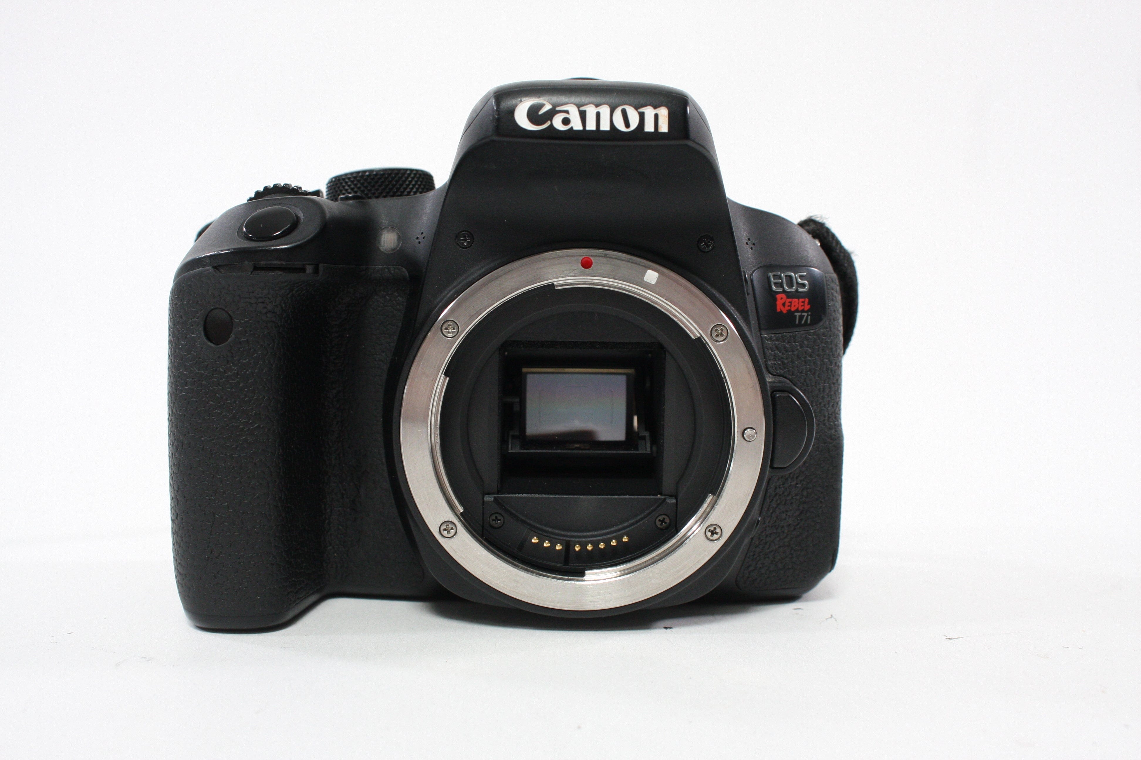 Canon T7i Digital SLR Camera Body with 18-55mm f/4-5.6 IS STM Lens with Shutter Count 53,460