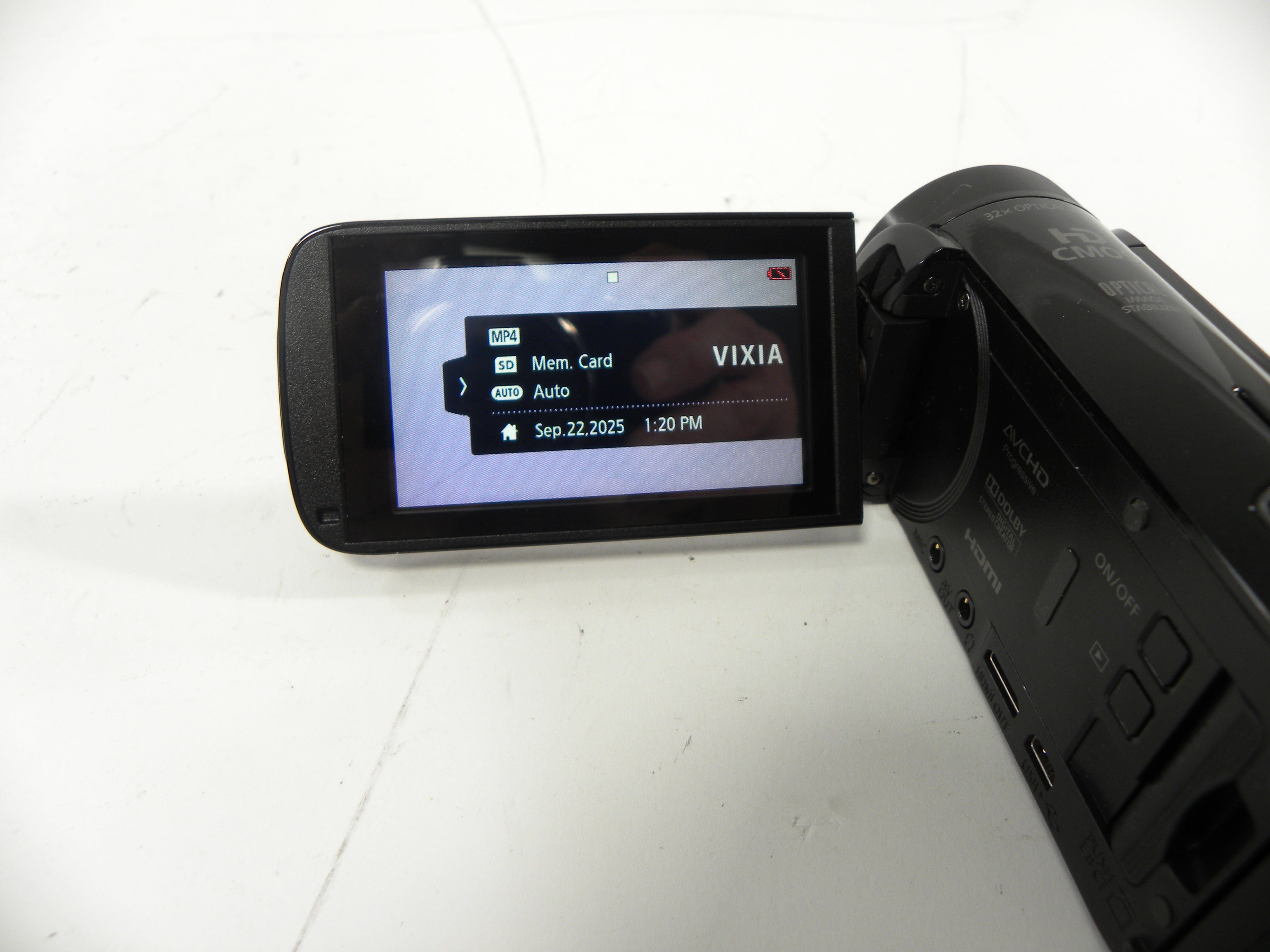 Canon Vixia HFR700 HD Camcorder