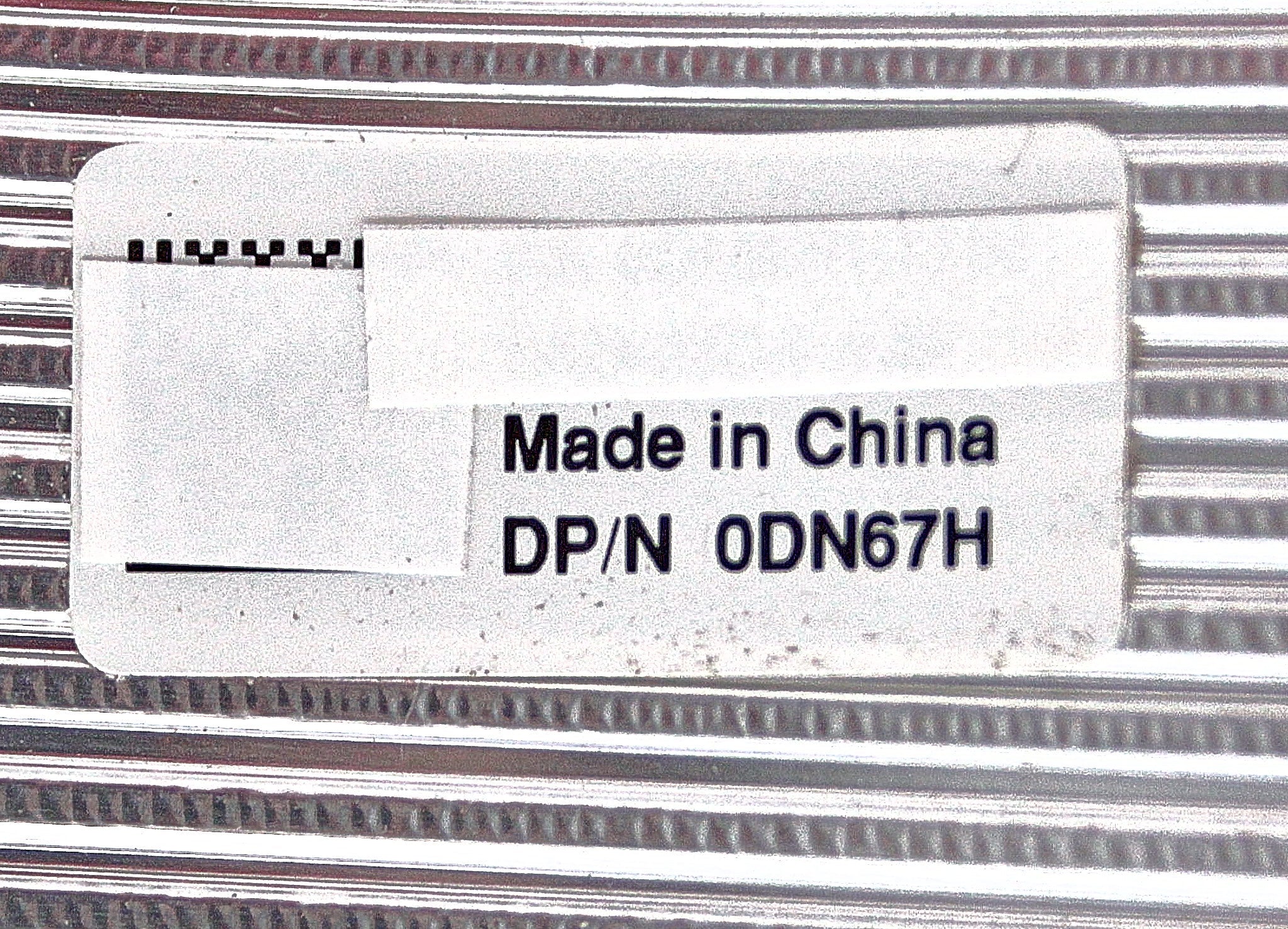 Dell DN67H CABLE ASSY MINI SAS HD CABLE R940