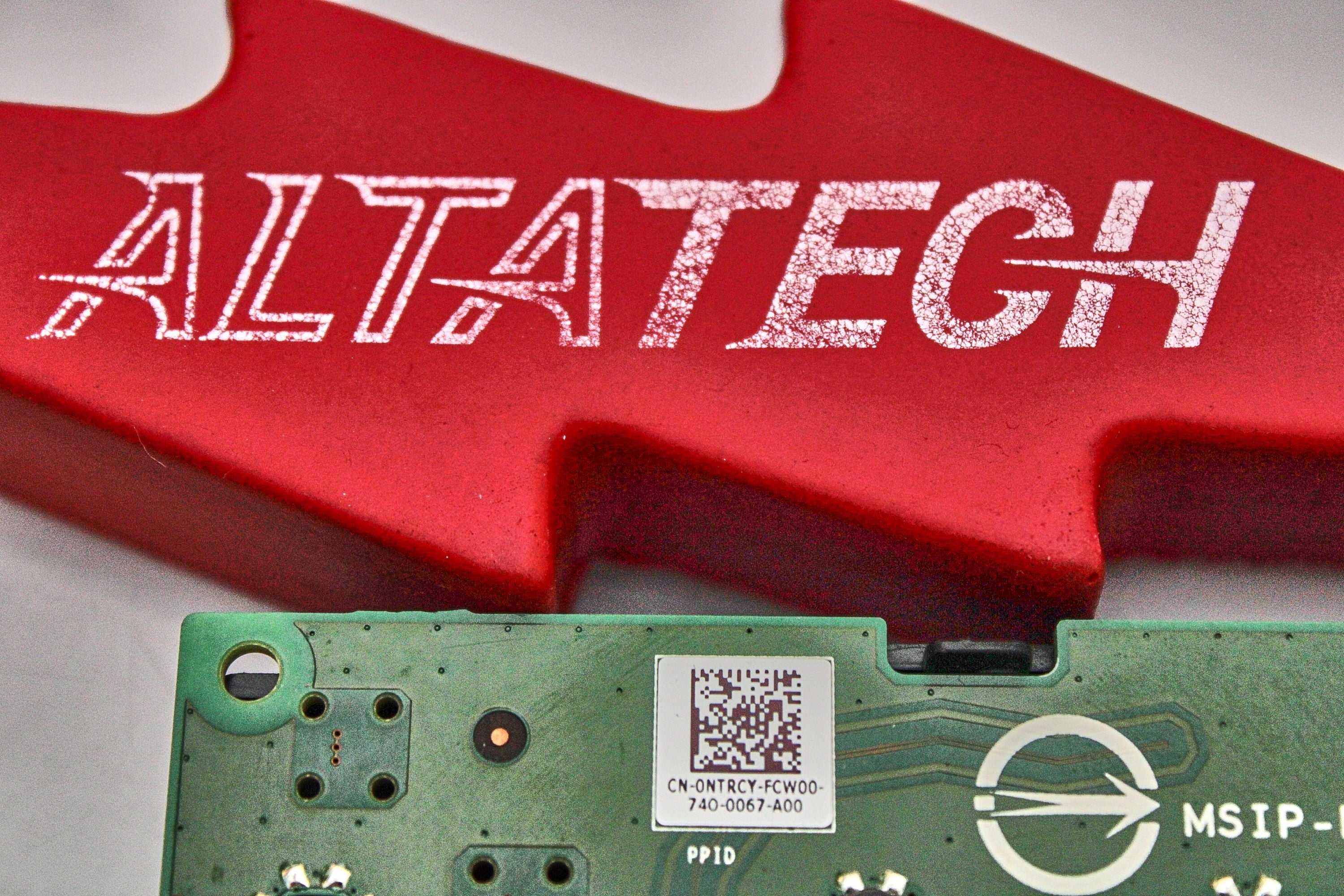 Dell NTRCY BOSS CONTROLLER 2xM.2 NVME PCIE FH for Precision T7820/T792