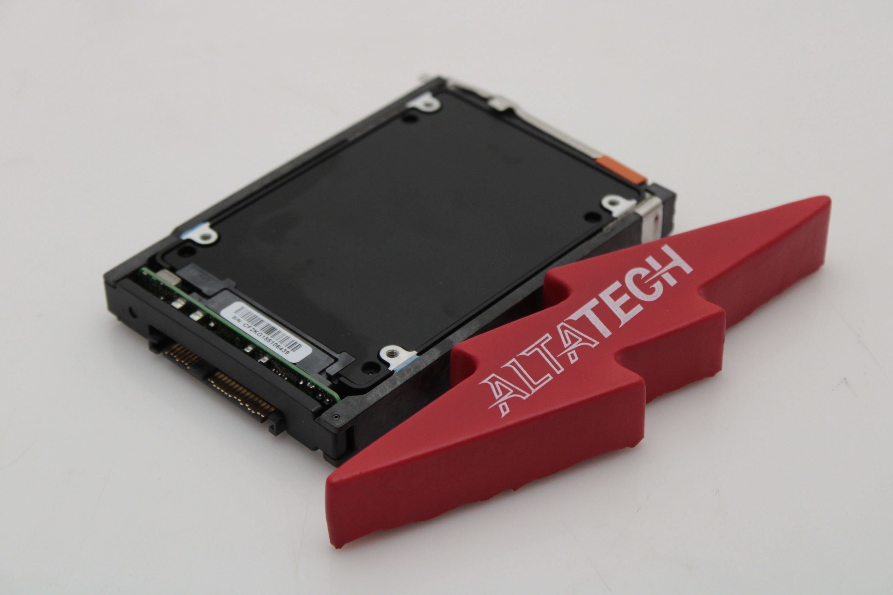 EMC 005052158 1.6TB SSD SAS SED 2.5 12G