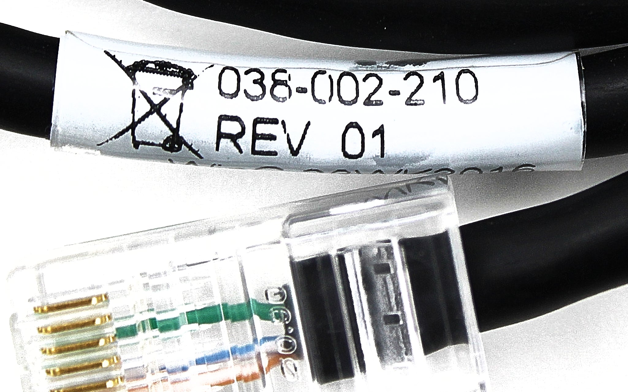 EMC 038-002-210 CABLE  ASSY, SERIAL COMMUNICATION, 1M R45 TO RJ50