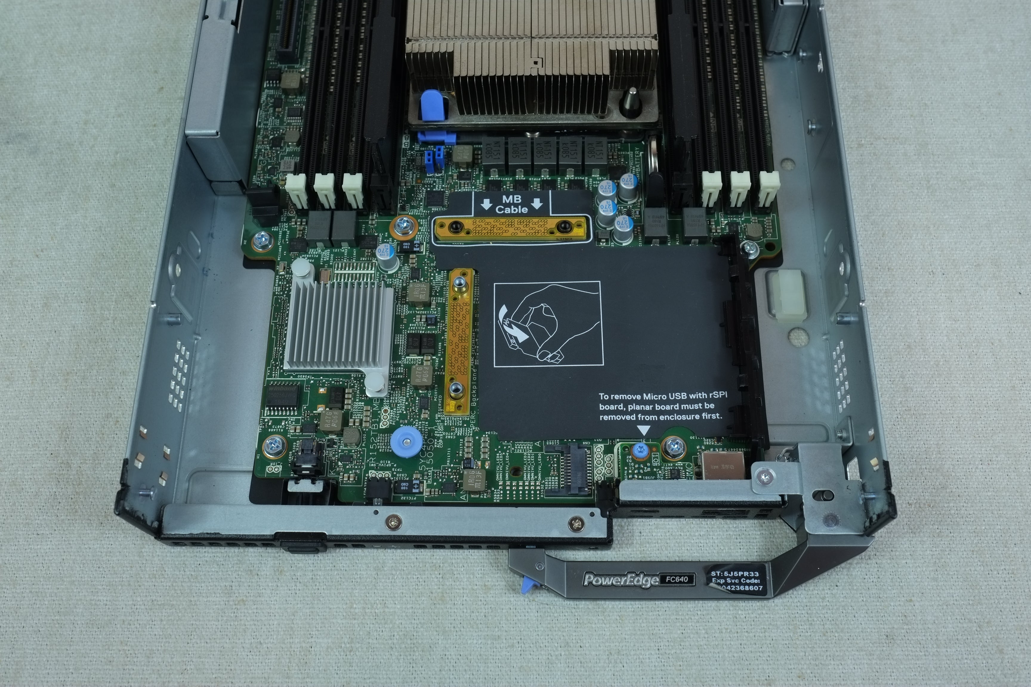 Dell PowerEdge FC640 Blade Server 2x 28C Platinum 8276 2.2GHz 512GB 2x 480GB SSD