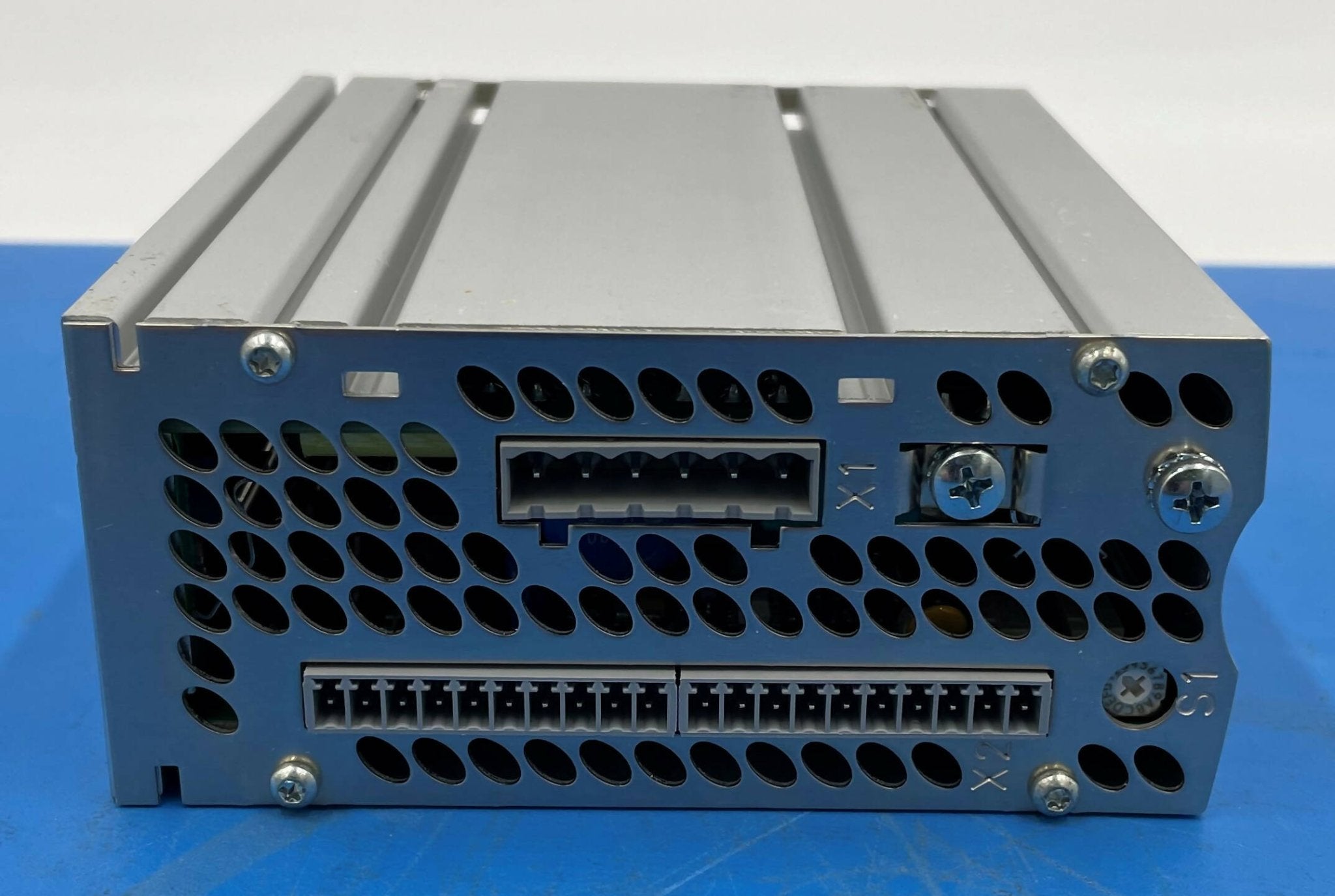 FREQUENCY INVERTER LUST (8673548/08673548 SIEMENS