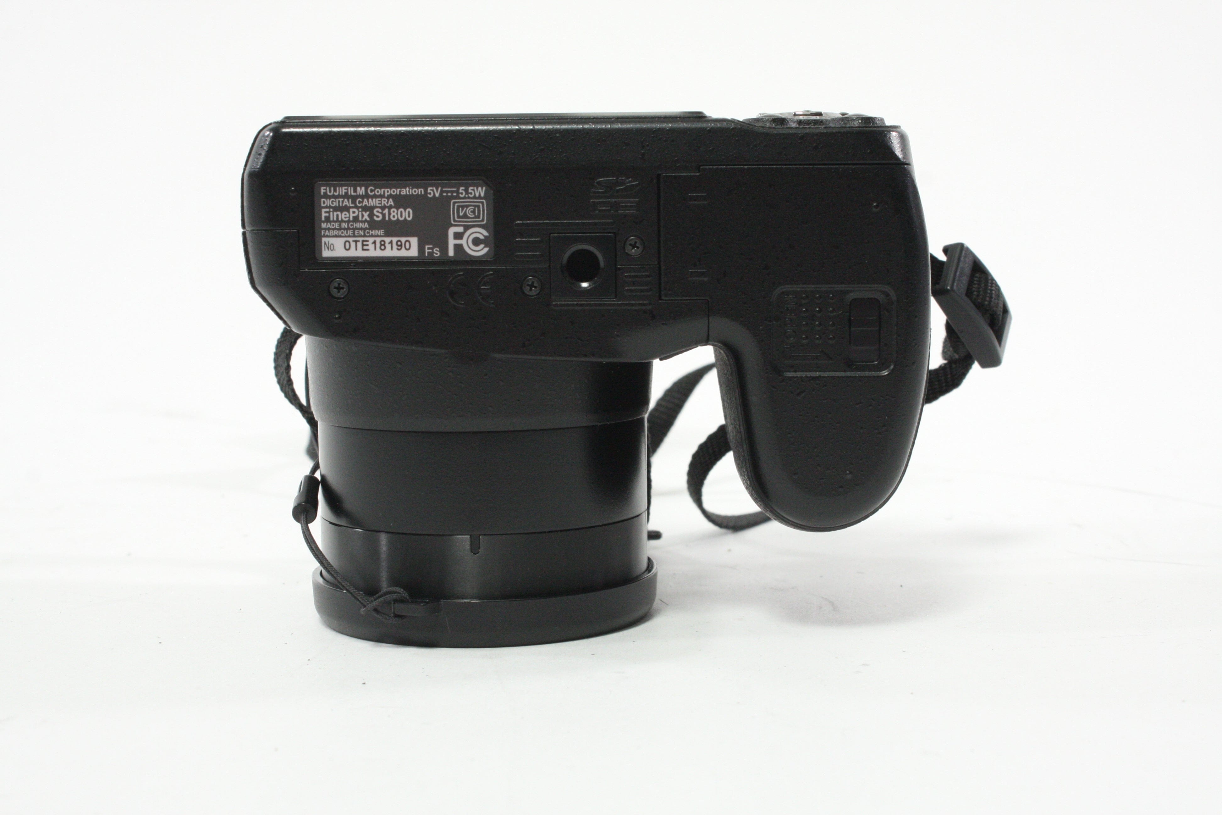 Fujifilm FinePix S1800  Digital Camera 18x Zoom 12.2mp