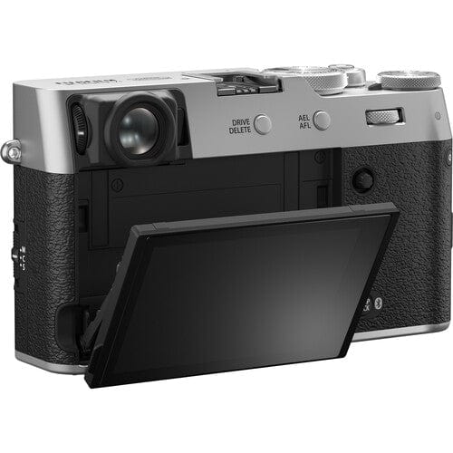 PRE-ORDER Fujifilm X100 VI Silver 40.2MP APS-C 23mm f/2
